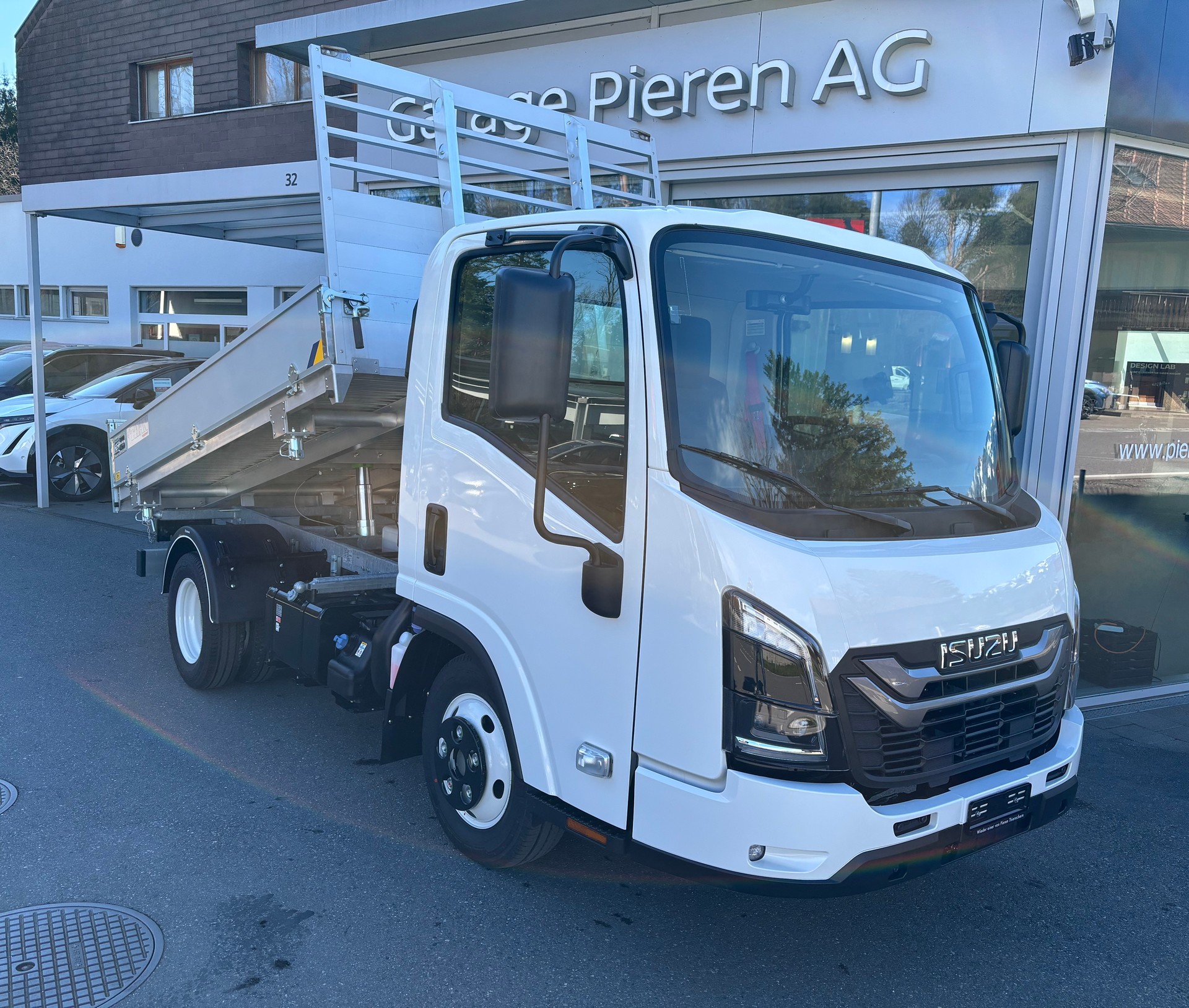ISUZU M21 T Heavy E-image-0