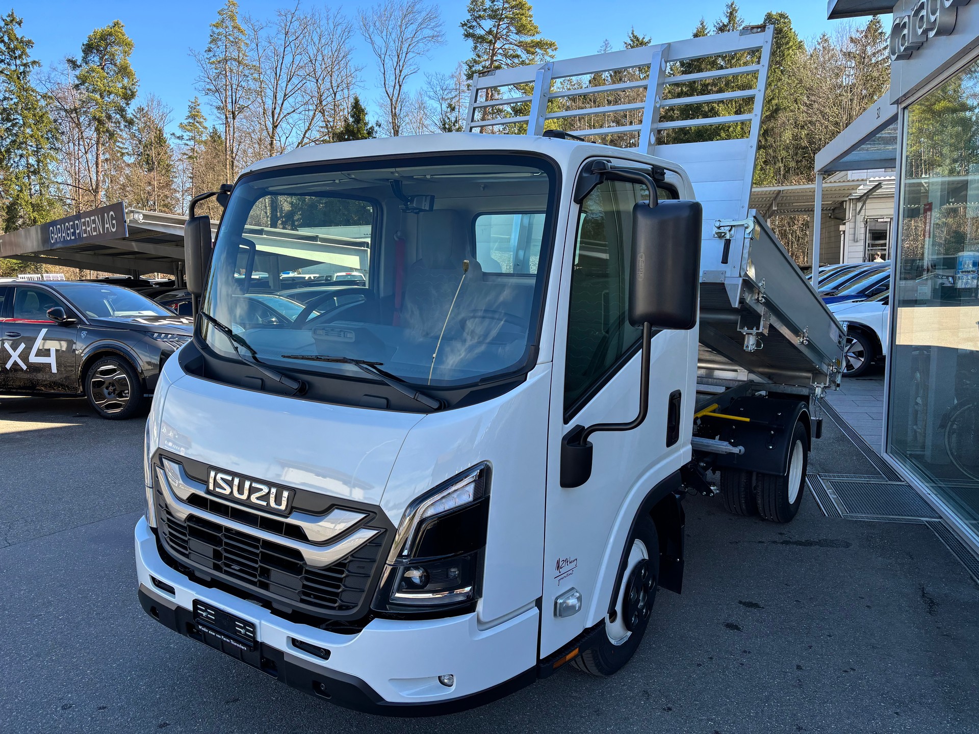 ISUZU M21 T Heavy E-image-1