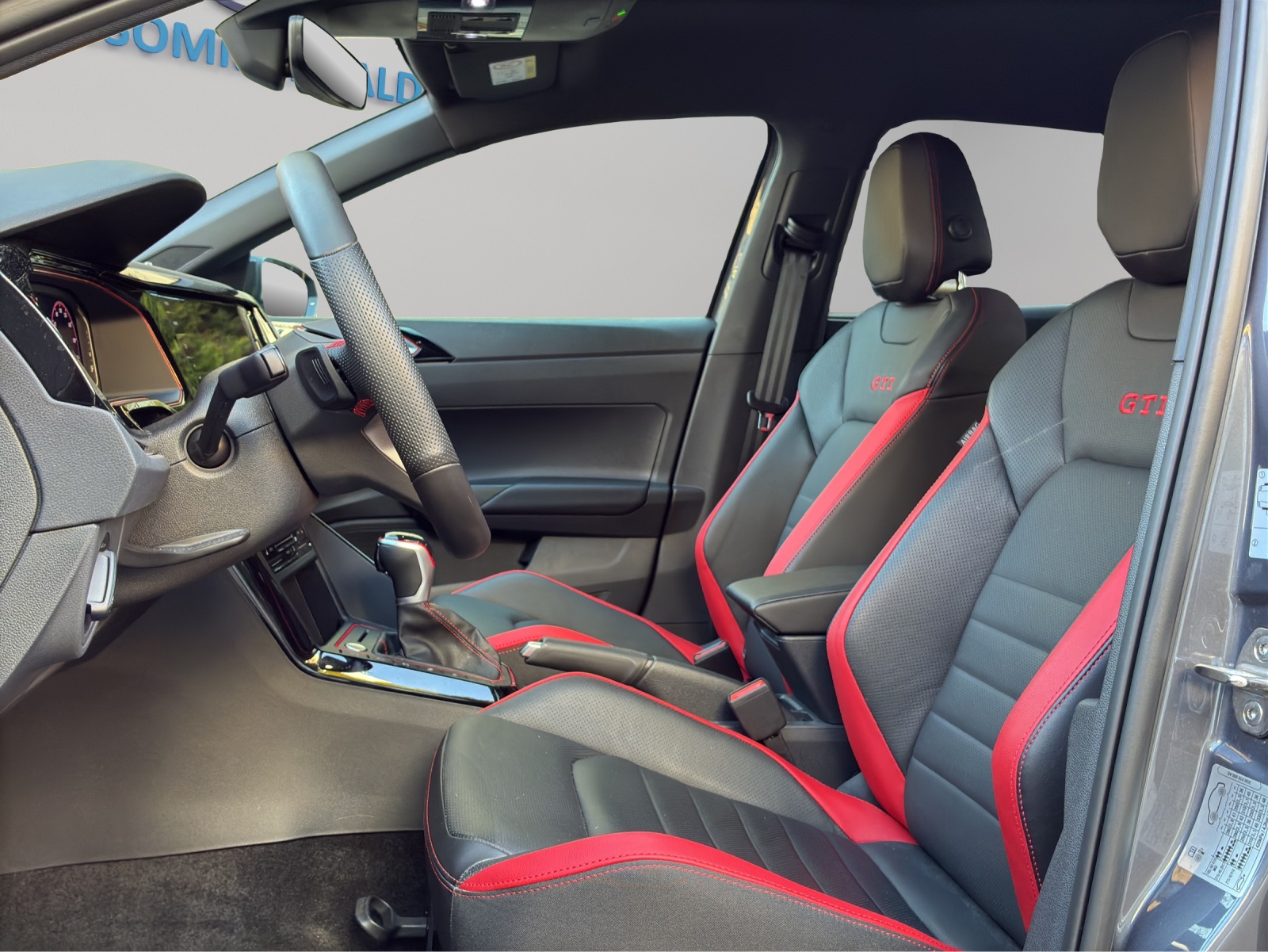 VW Polo 2.0 TSI GTI DSG-image-5