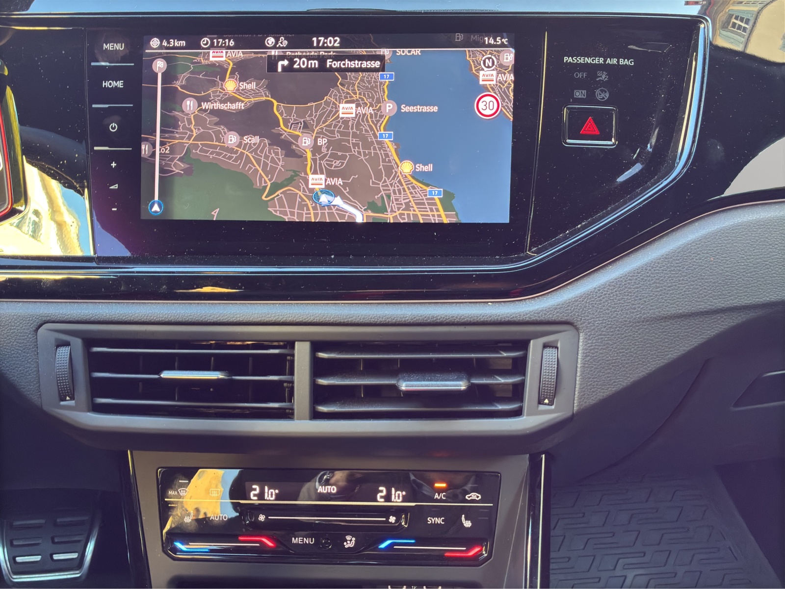 VW Polo 2.0 TSI GTI DSG-image-8