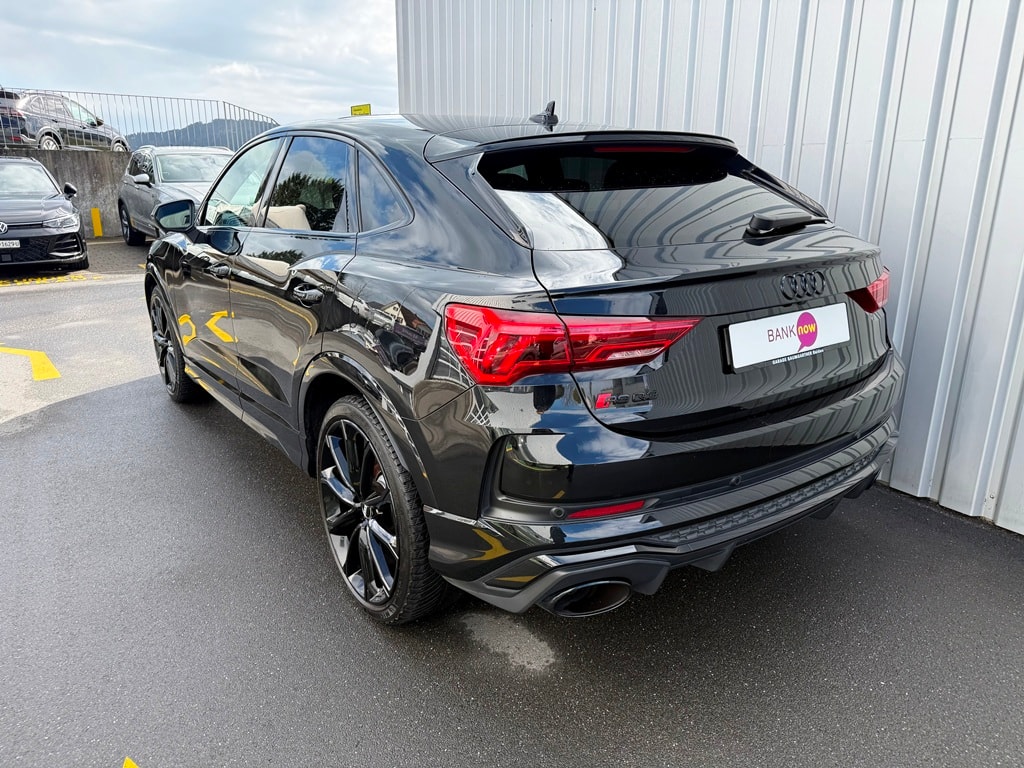 AUDI RS Q3 Sportback quattro S tronic-image-3