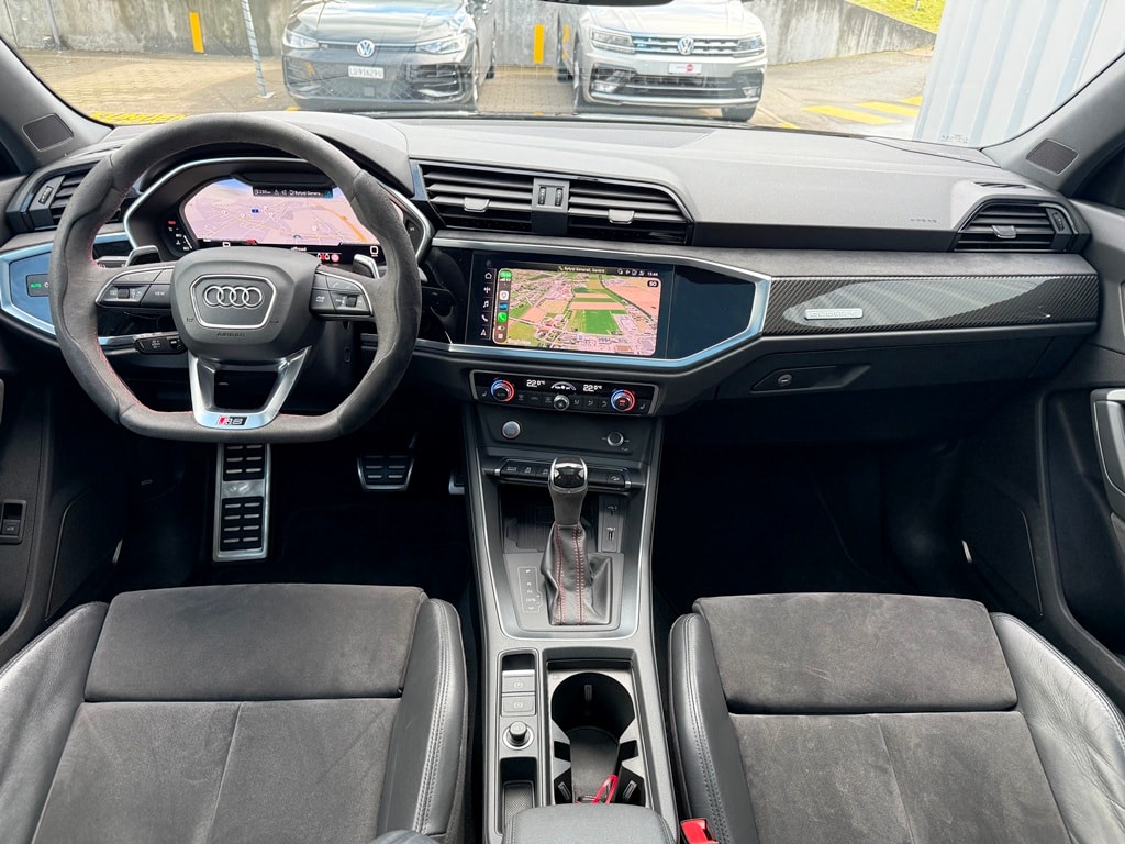AUDI RS Q3 Sportback quattro S tronic-image-8