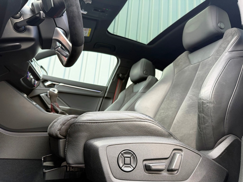 AUDI RS Q3 Sportback quattro S tronic-image-11