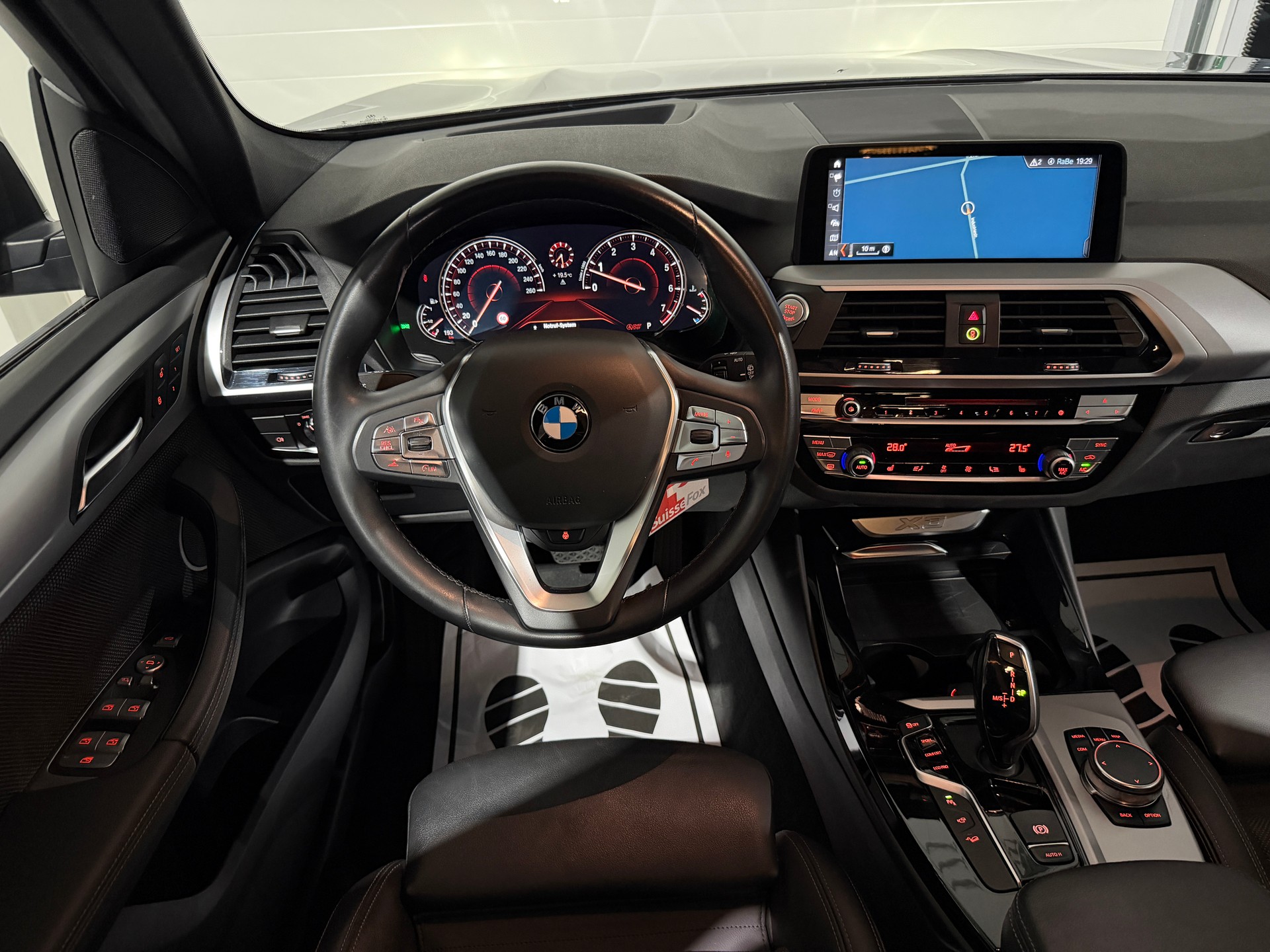 BMW X3 xDrive 20i Steptronic (CH)-image-12