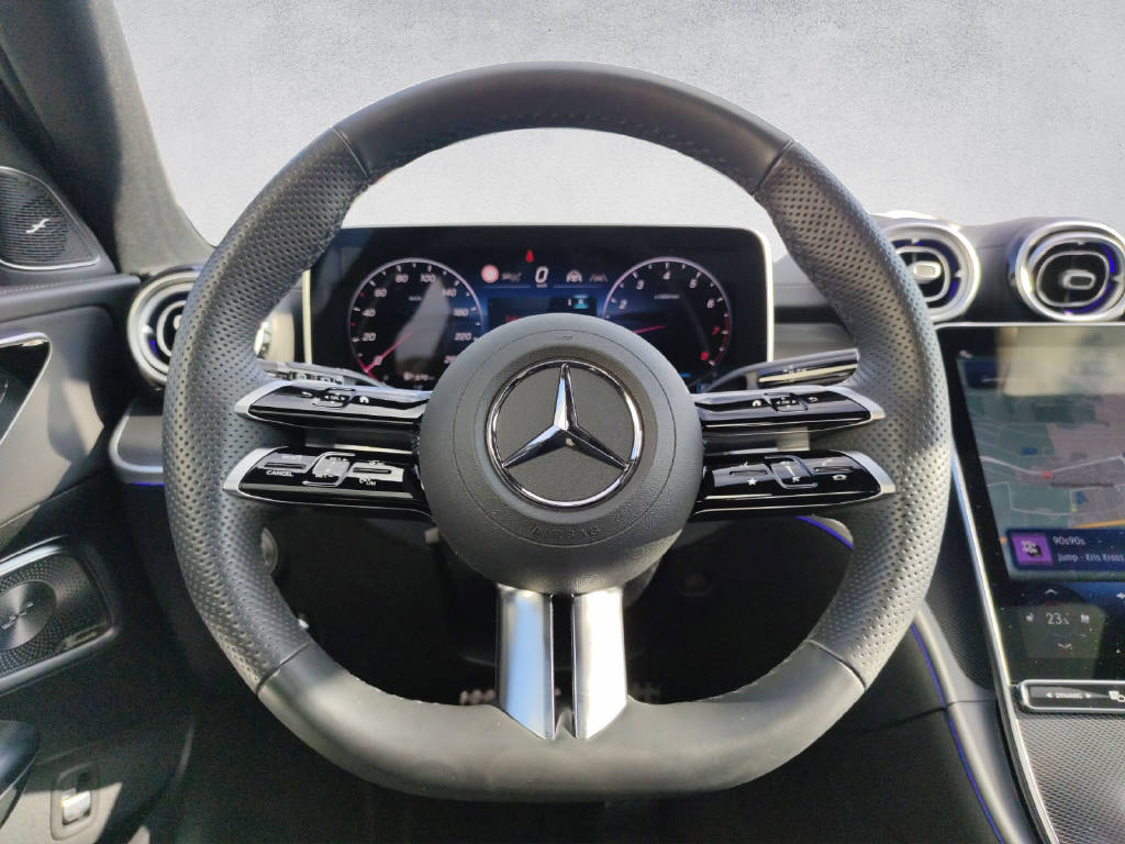 MERCEDES-BENZ C 300 AMG Line 4Matic T- Modell-image-11