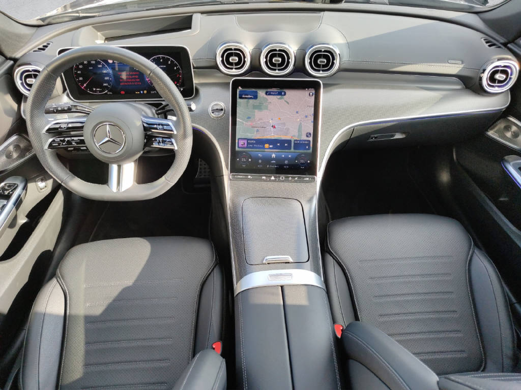 MERCEDES-BENZ C 300 AMG Line 4Matic T- Modell-image-13