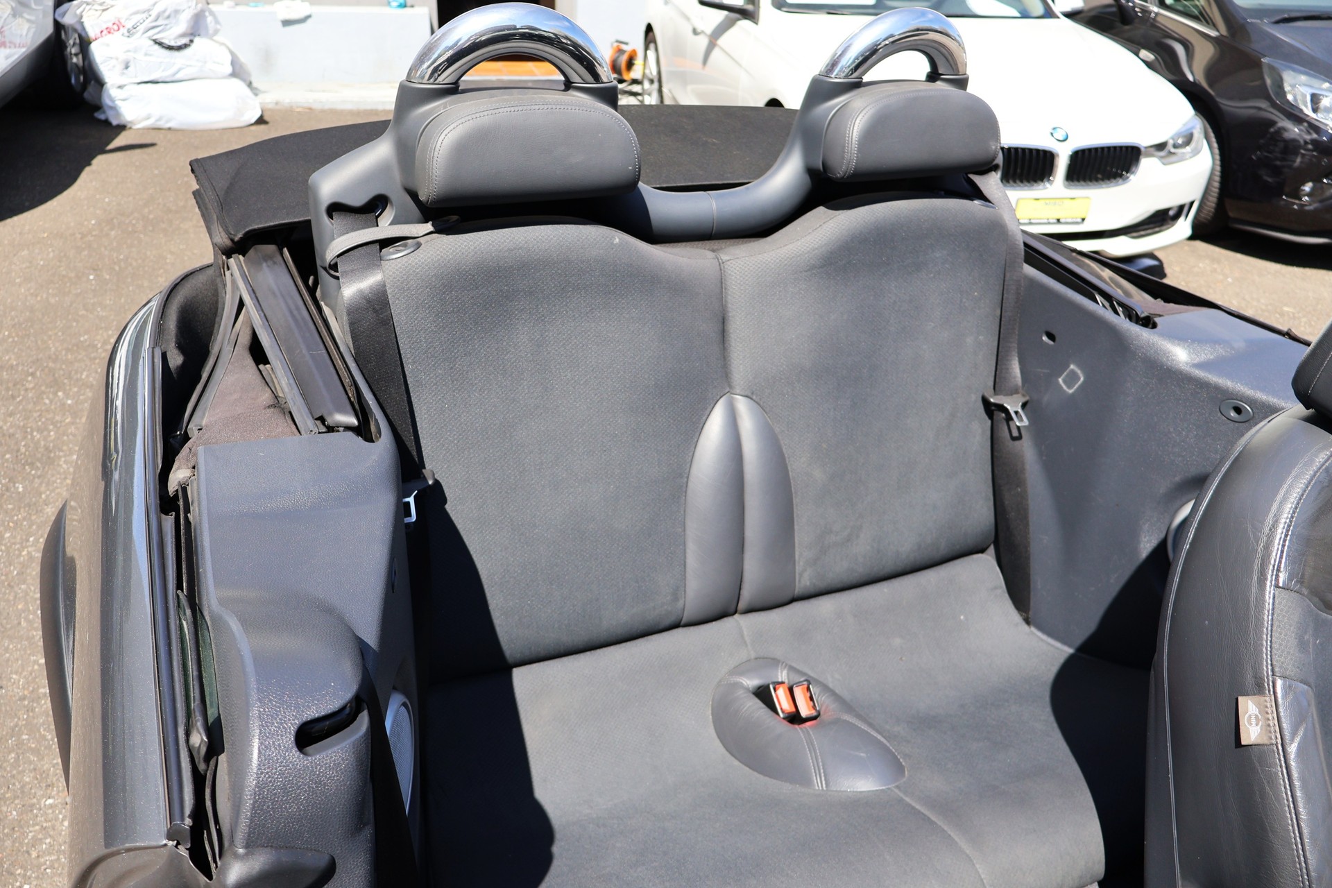MINI Cooper S Cabriolet-image-15
