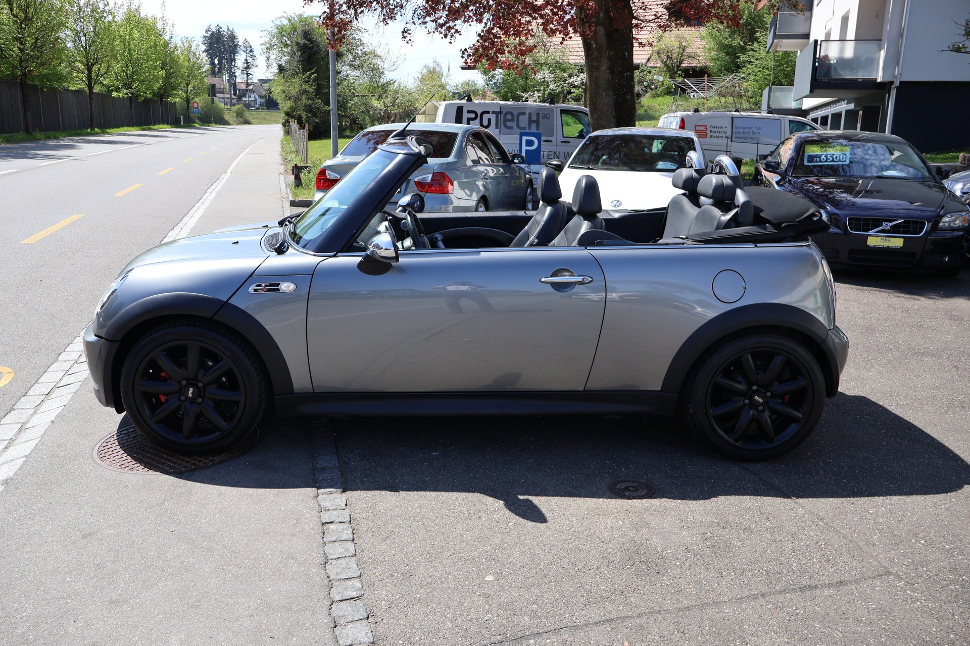 MINI Cooper S Cabriolet-image-3