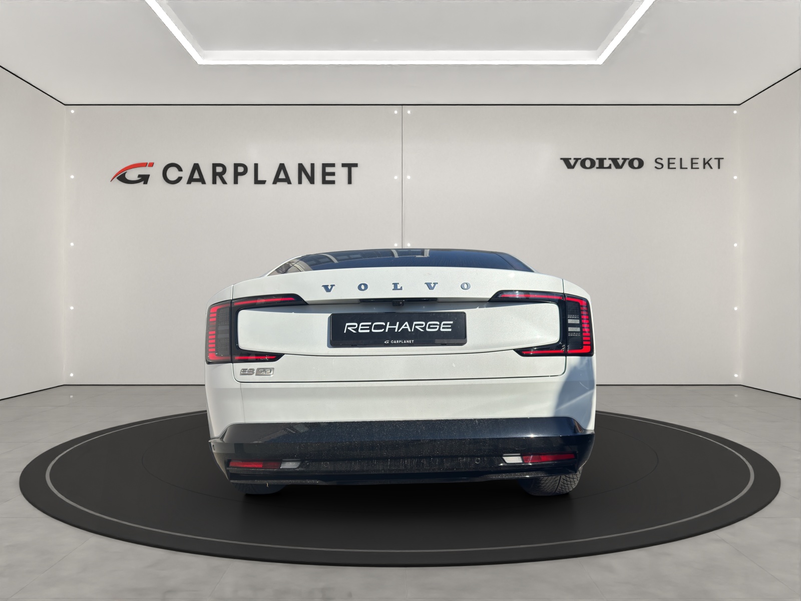 VOLVO ES90 Ultra-image-11