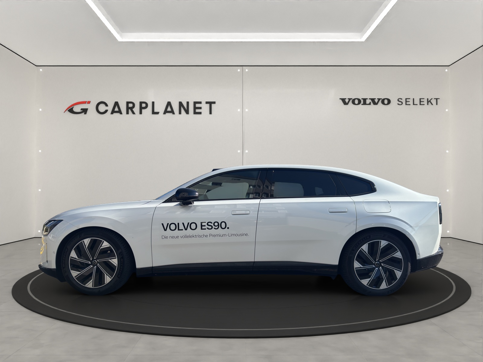VOLVO ES90 Ultra-showroom-element-1