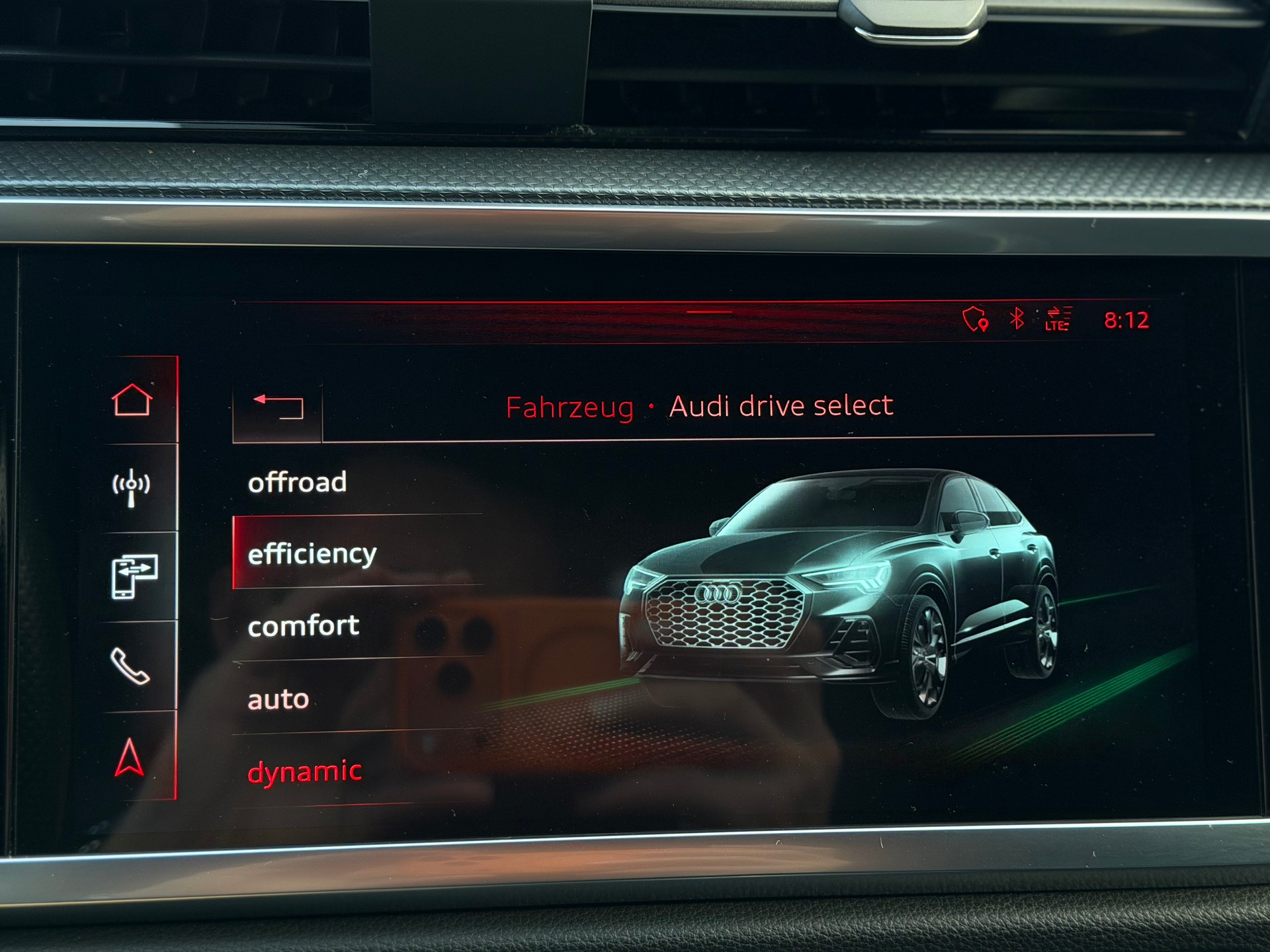 AUDI Q3 Sportback 40 TDI S line Attraction quattro S-tronic-image-24