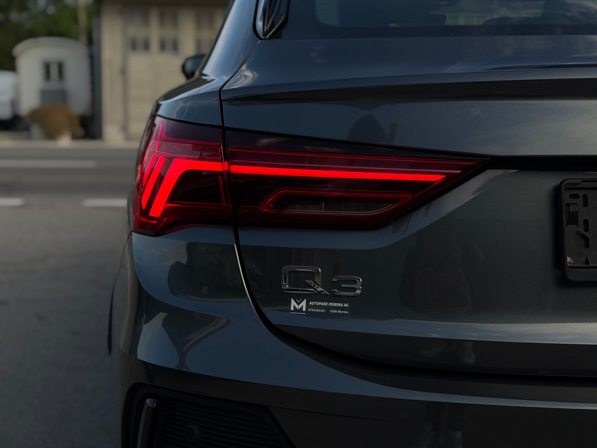 AUDI Q3 Sportback 40 TDI S line Attraction quattro S-tronic-image-8
