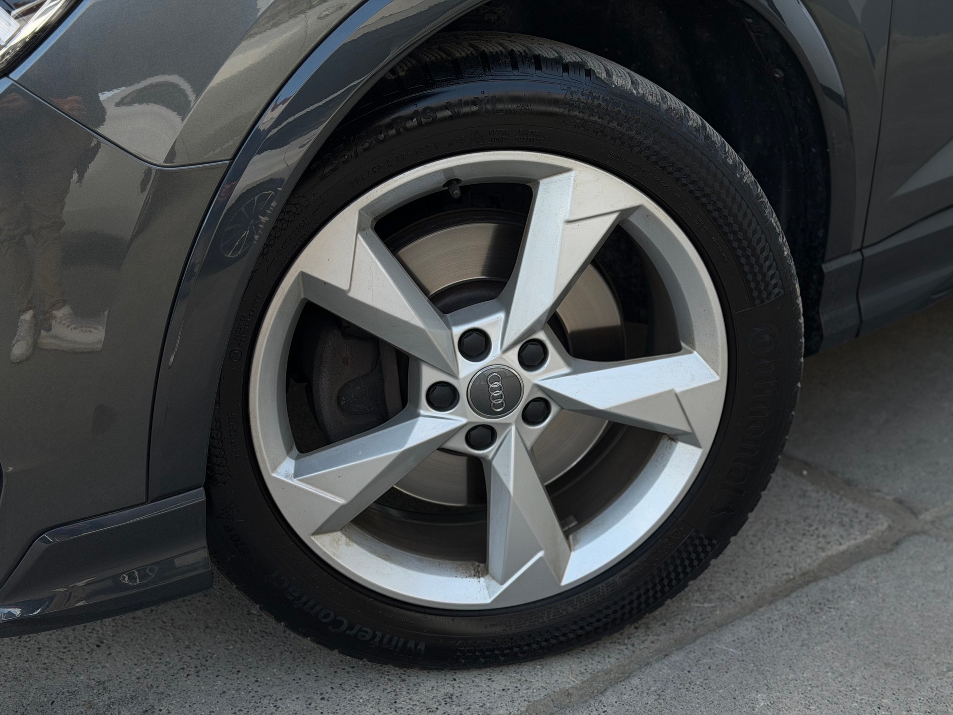 AUDI Q3 Sportback 40 TDI S line Attraction quattro S-tronic-image-9