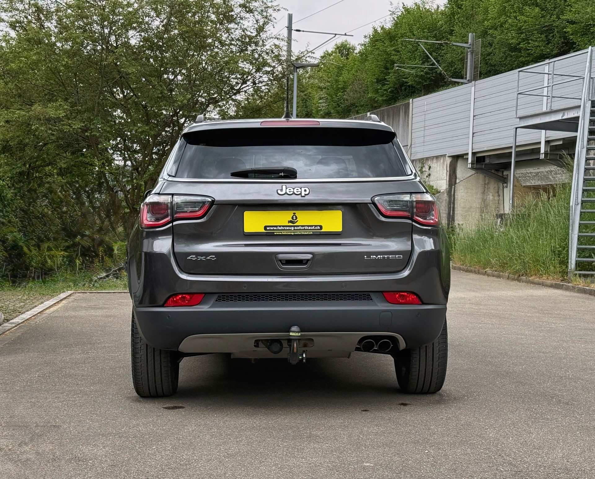 JEEP Compass 2.0CRD Limited AWD 9ATX | 1. Hand | Frisch ab MFK | Lückenloser Service bei Jeep-image-4
