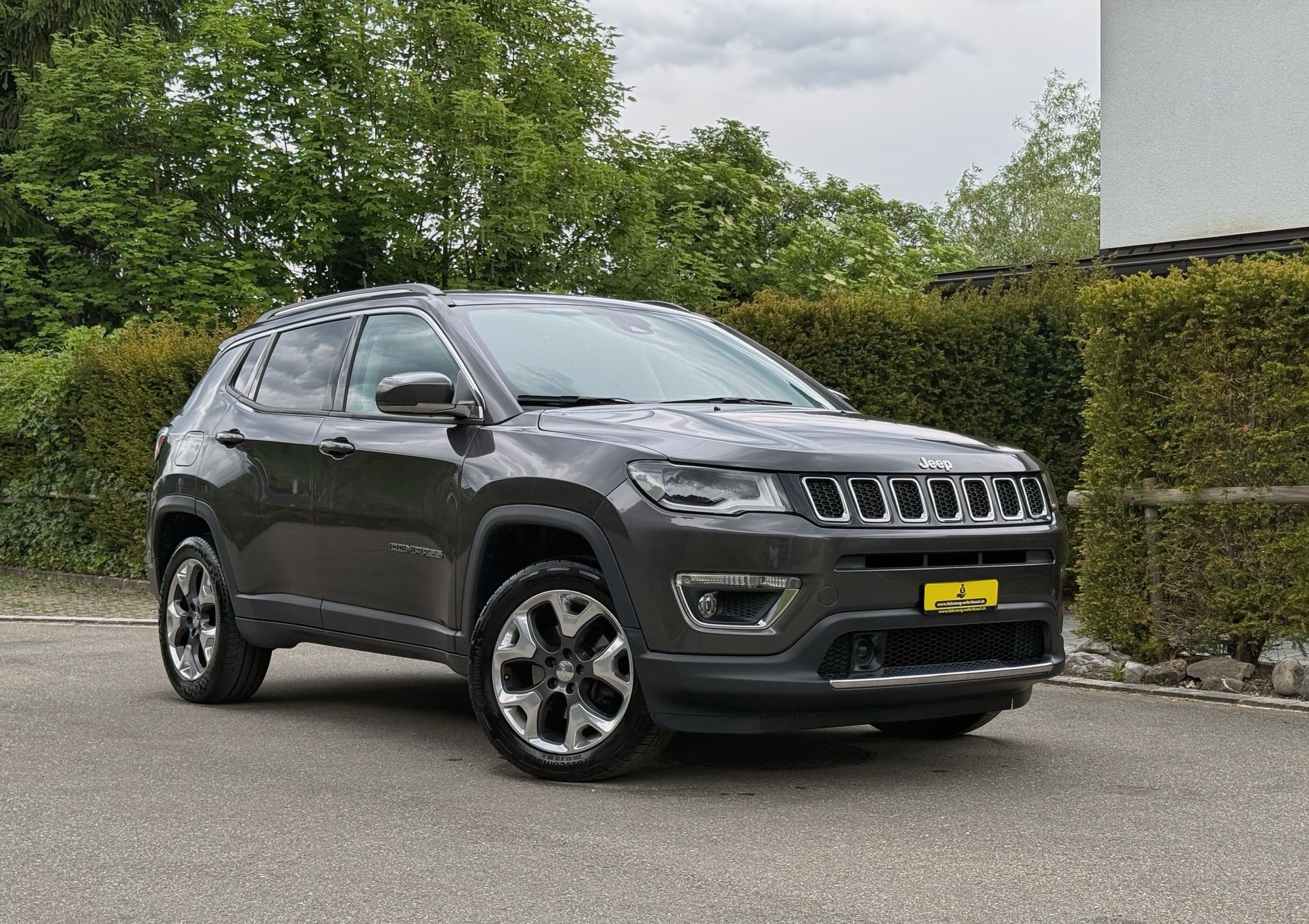 JEEP Compass 2.0CRD Limited AWD 9ATX | 1. Hand | Frisch ab MFK | Lückenloser Service bei Jeep-image-0