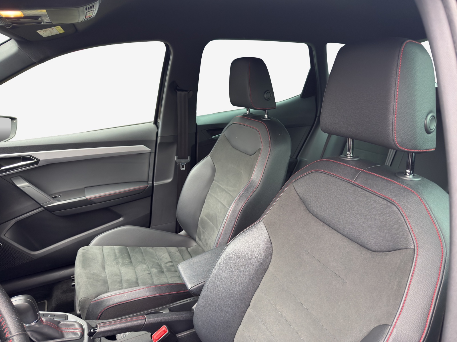 SEAT Arona 1.0 TSI Eco FR DSG-image-14