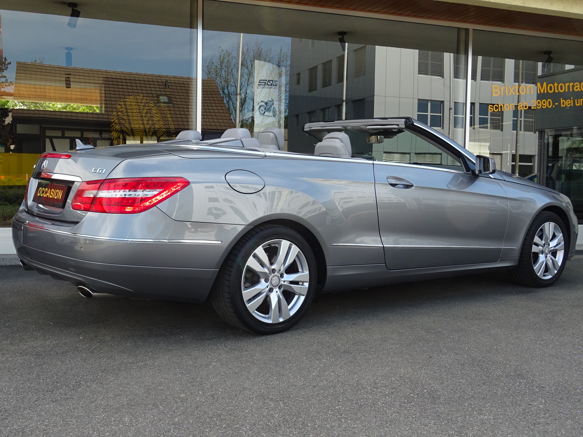 MERCEDES-BENZ E 350 CGI BlueEfficiency 7G-Tronic-image-3