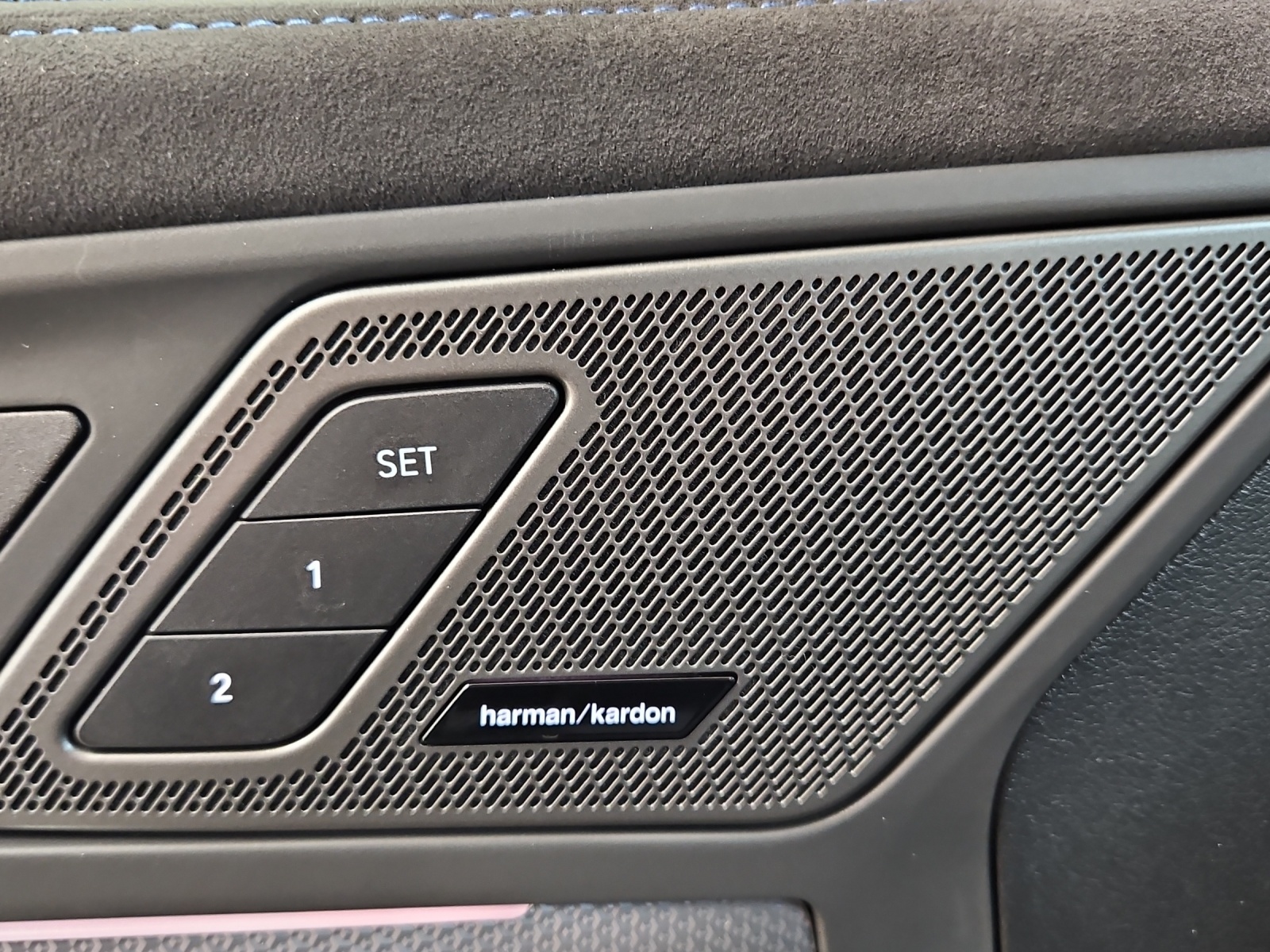 BMW X1 sDrive 20i M Sport 48V-image-17
