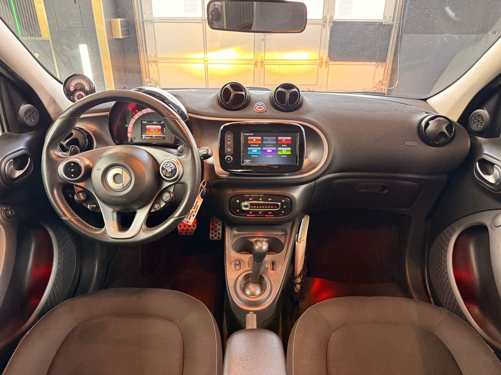 SMART forfour passion twinmatic-image-12