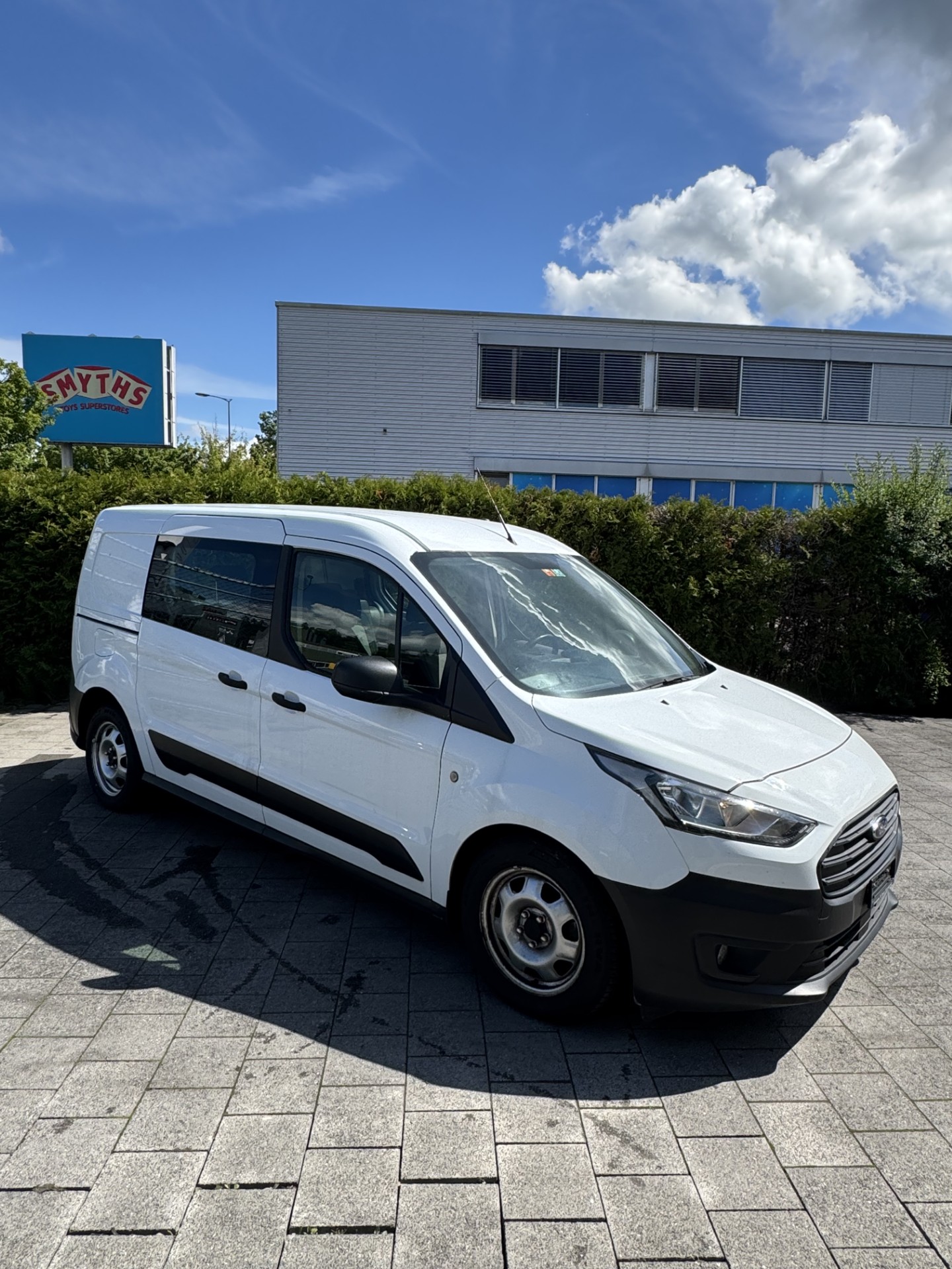 Car photo