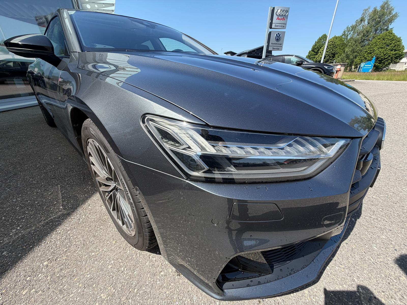AUDI A7 Sportback 55 TFSI e quattro S-tronic-image-10