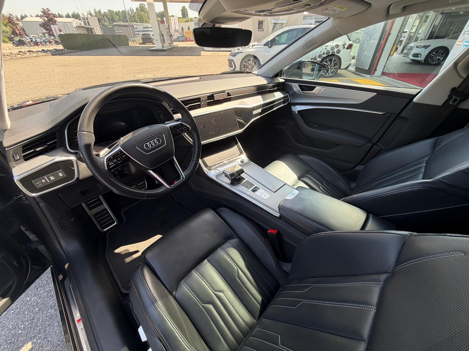 AUDI A7 Sportback 55 TFSI e quattro S-tronic-image-12