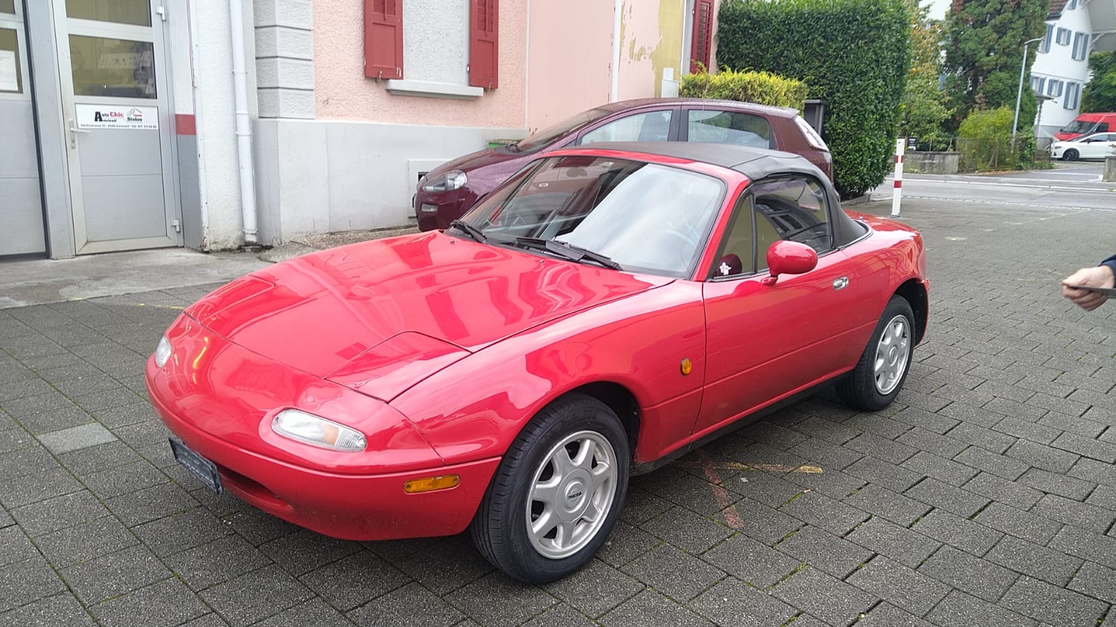 MAZDA MX-5 1.6i-16-image-0