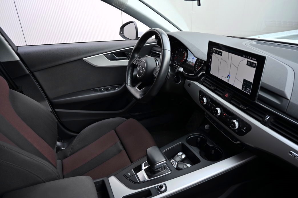 AUDI A4 Avant 2.0 TFSI 40 S-Line S-tronic quattro-image-6