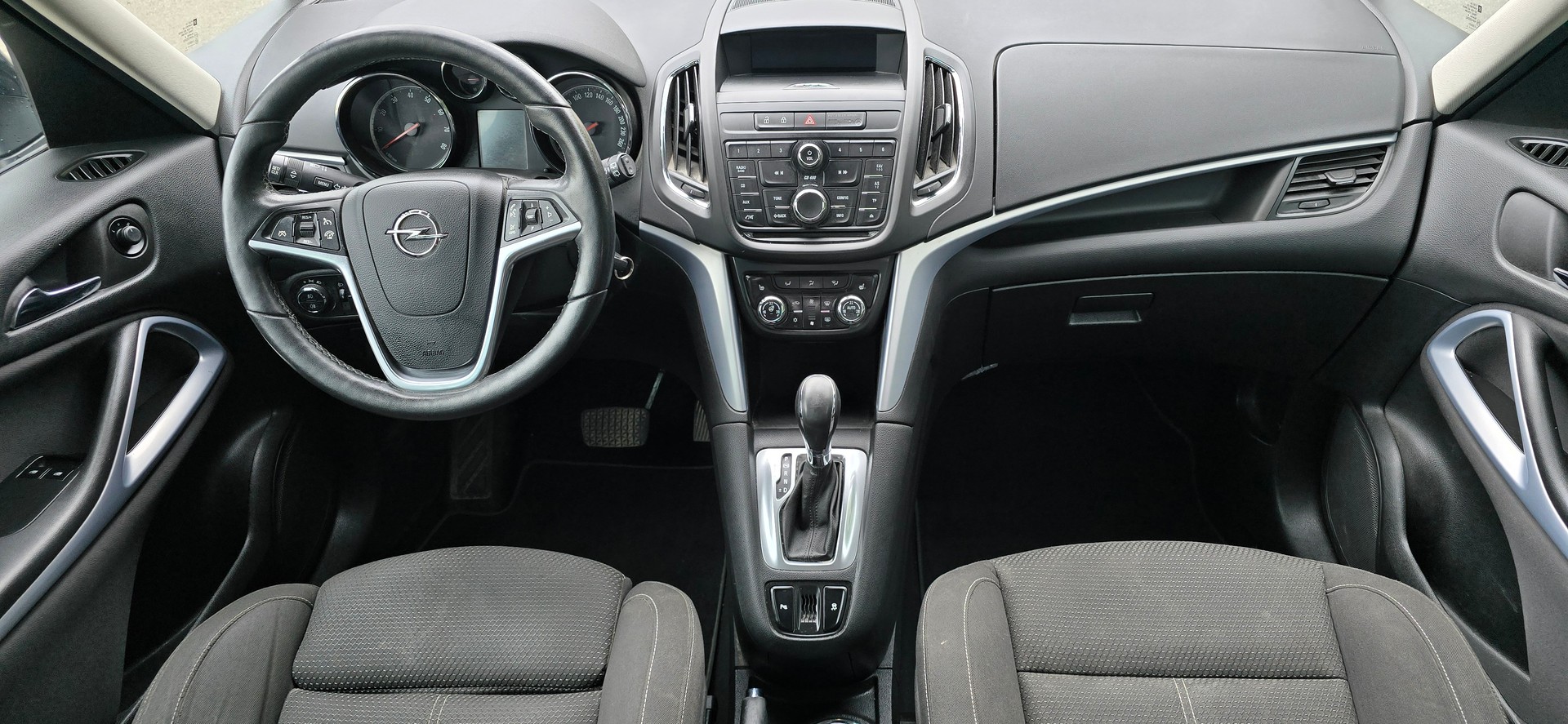 OPEL Zafira Tourer 1.4i 16V Turbo Sport Automatic-image-13
