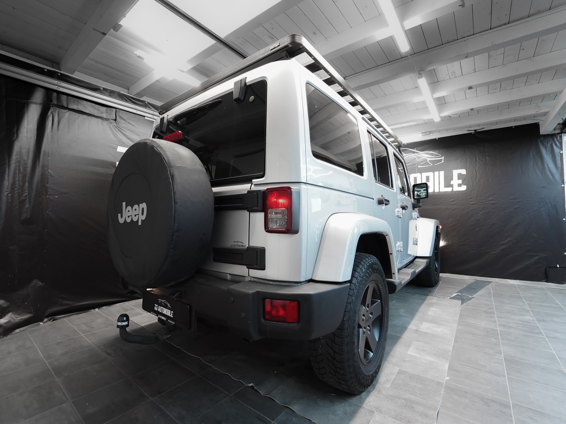 JEEP Wrangler 3.6 Unlimited Arctic Automatic-image-5