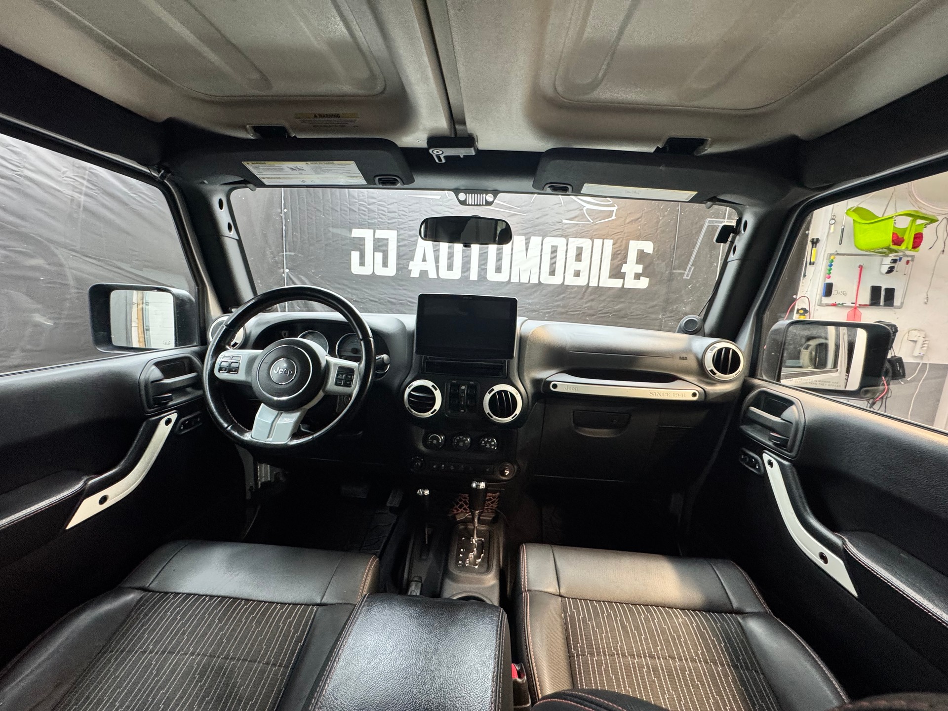JEEP Wrangler 3.6 Unlimited Arctic Automatic-image-8