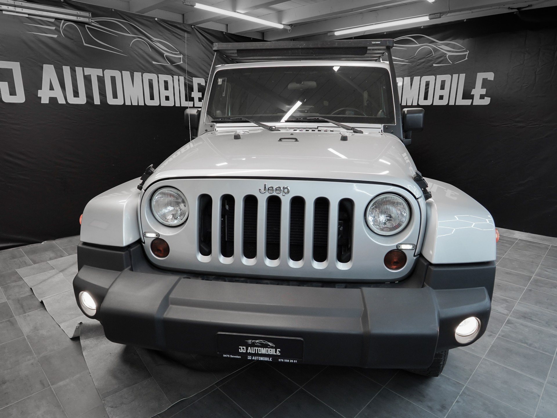 JEEP Wrangler 3.6 Unlimited Arctic Automatic-image-1