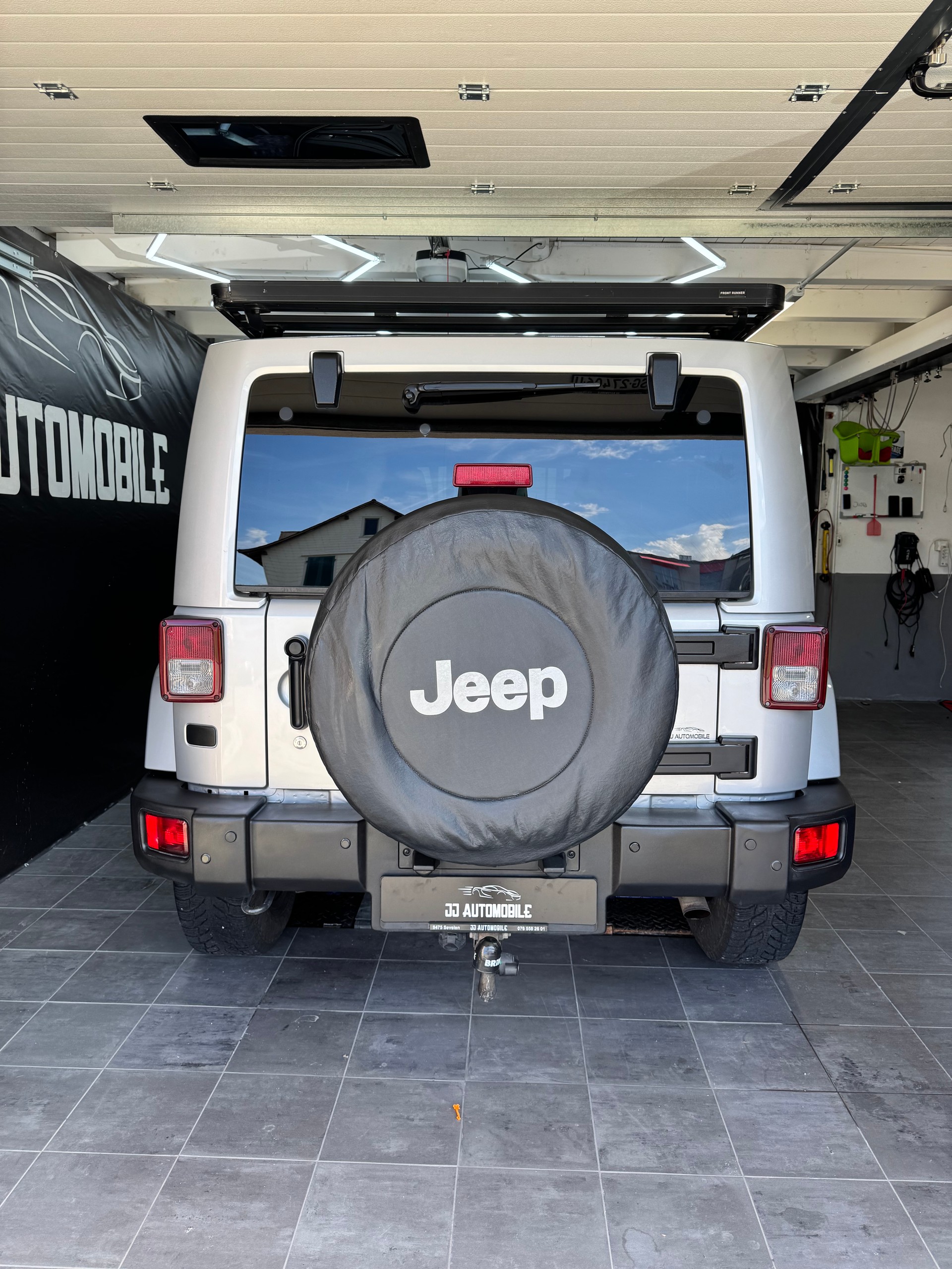 JEEP Wrangler 3.6 Unlimited Arctic Automatic-image-4