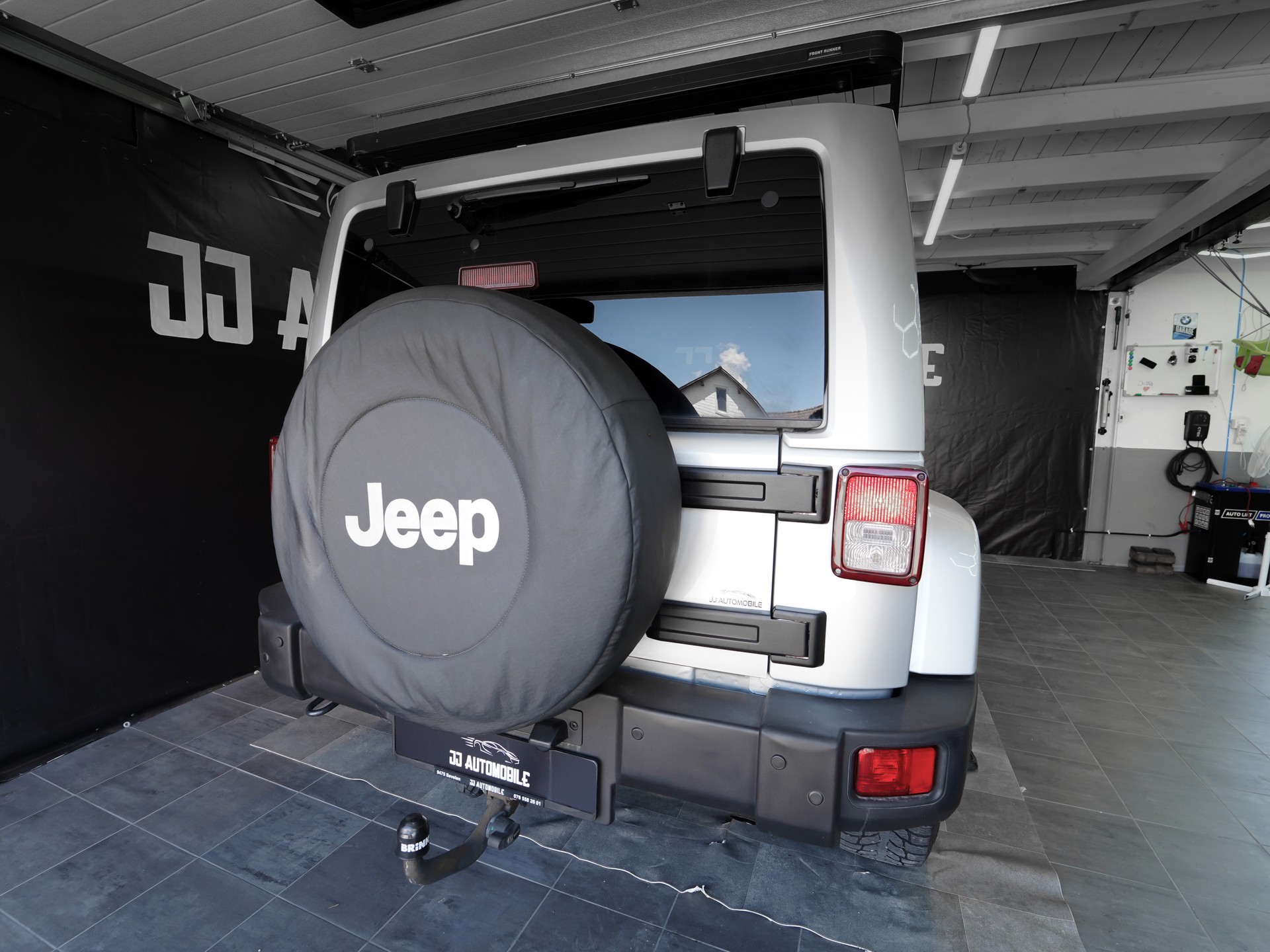 JEEP Wrangler 3.6 Unlimited Arctic Automatic-image-6