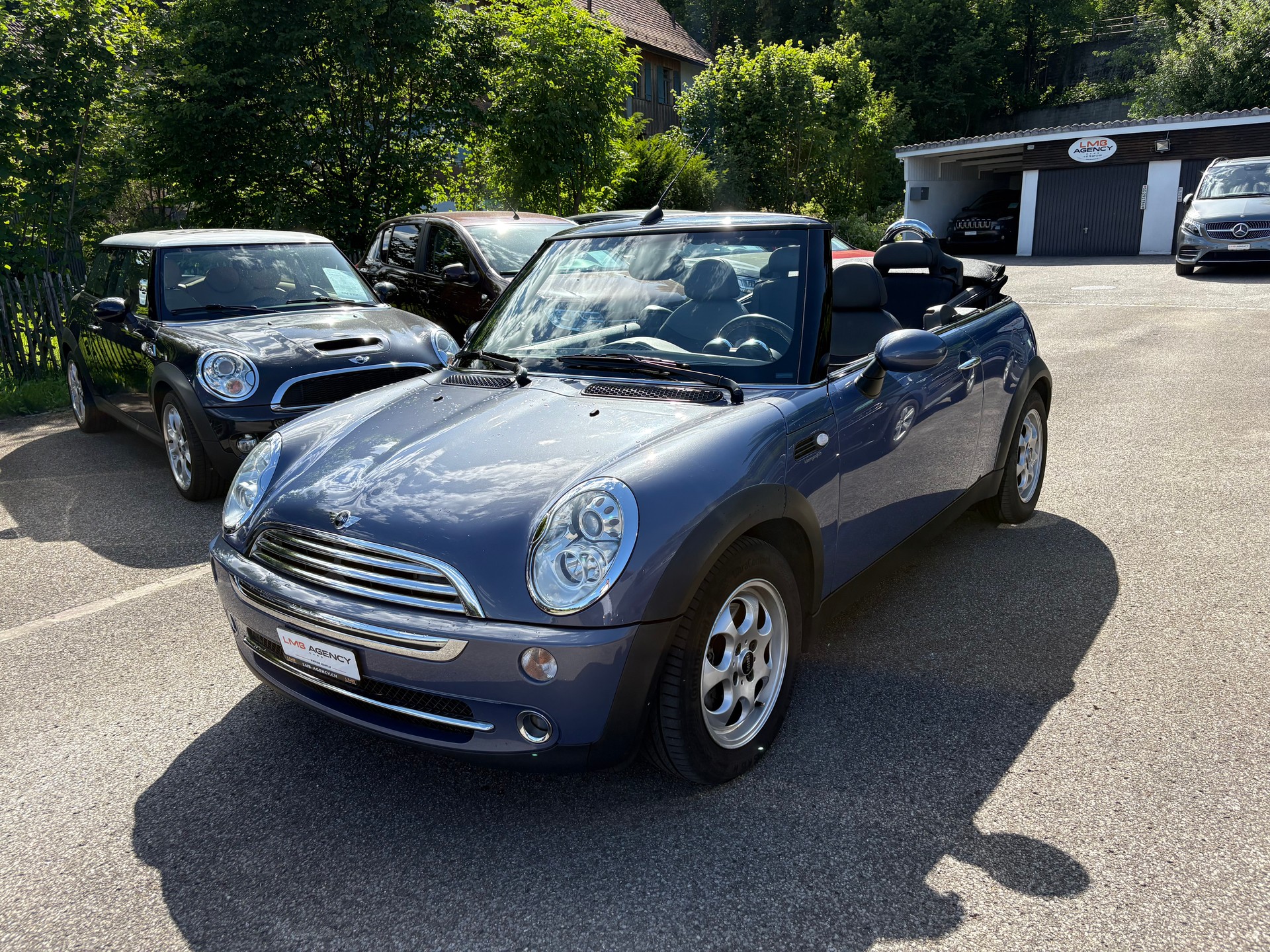 MINI Cooper Cabriolet-image-4