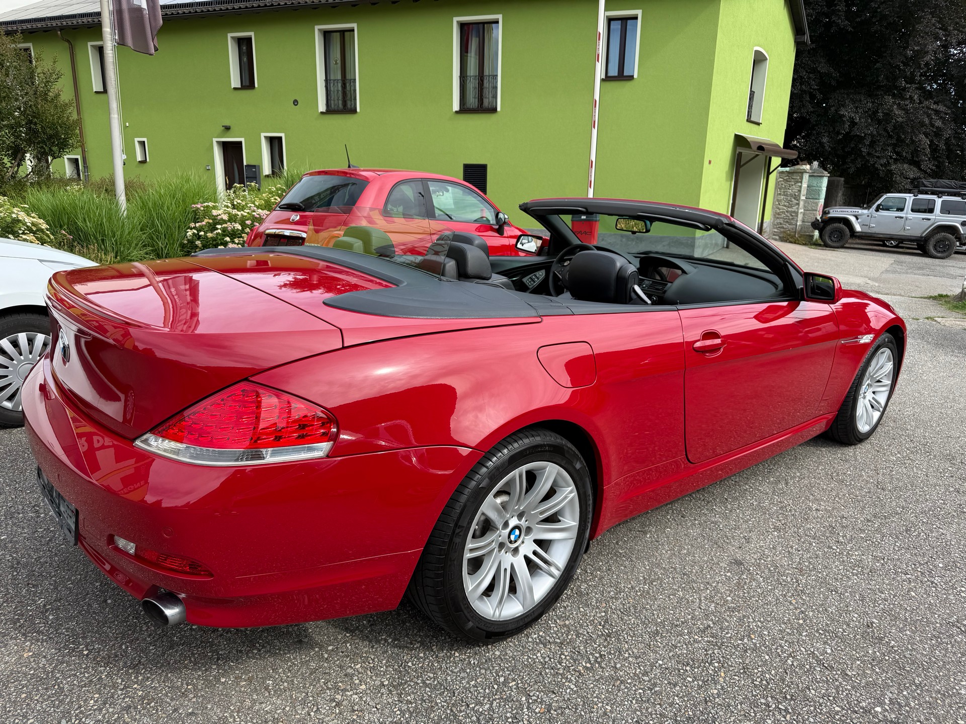 BMW 650i Cabrio-image-2