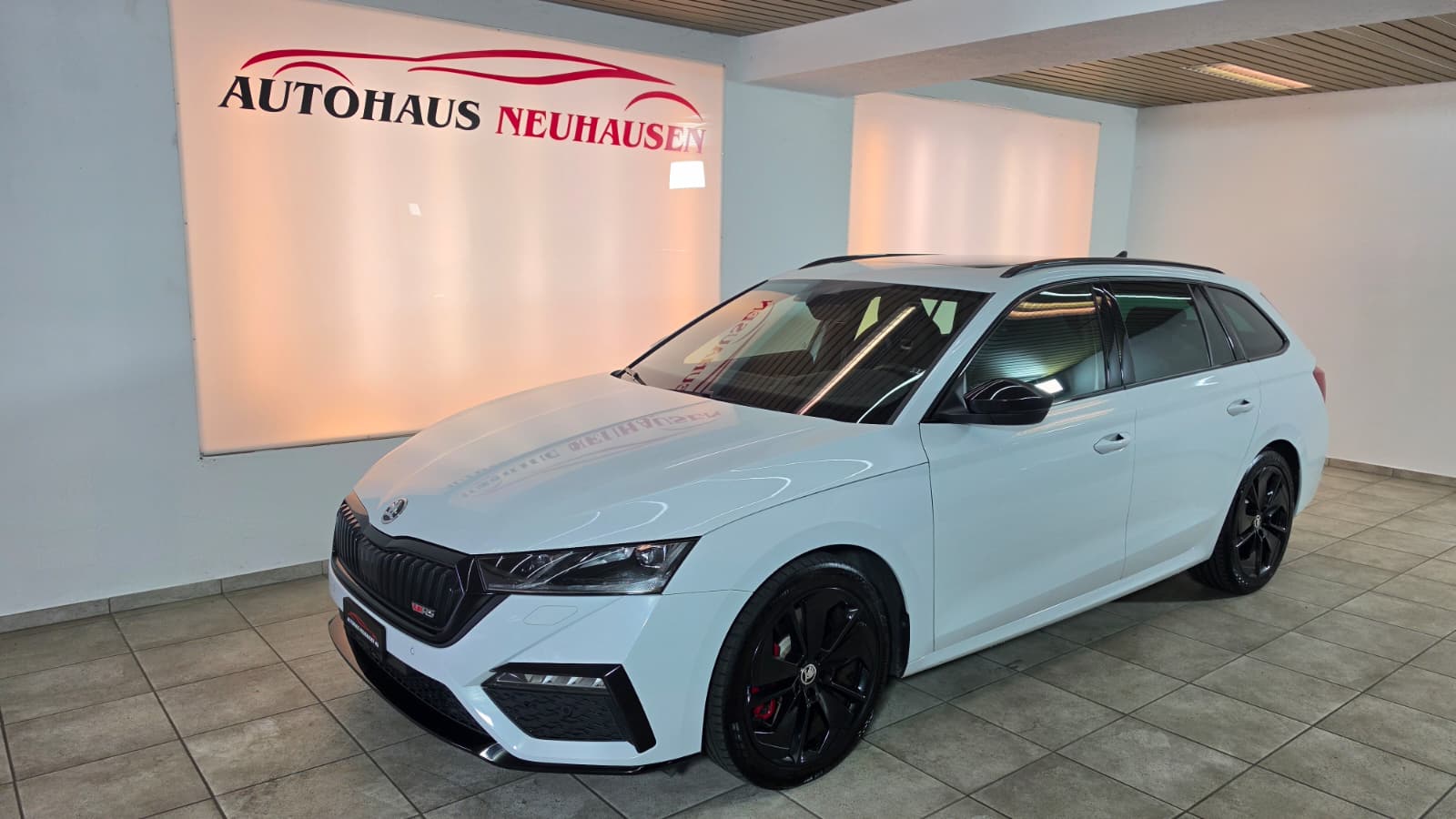 SKODA Octavia Combi 2.0 TSI DSG RS, Top Zustand, Schweizer Fahrzeug, Frisch ab MFK und Frisch ab Service, 8-FACH BEREIFT-image-0