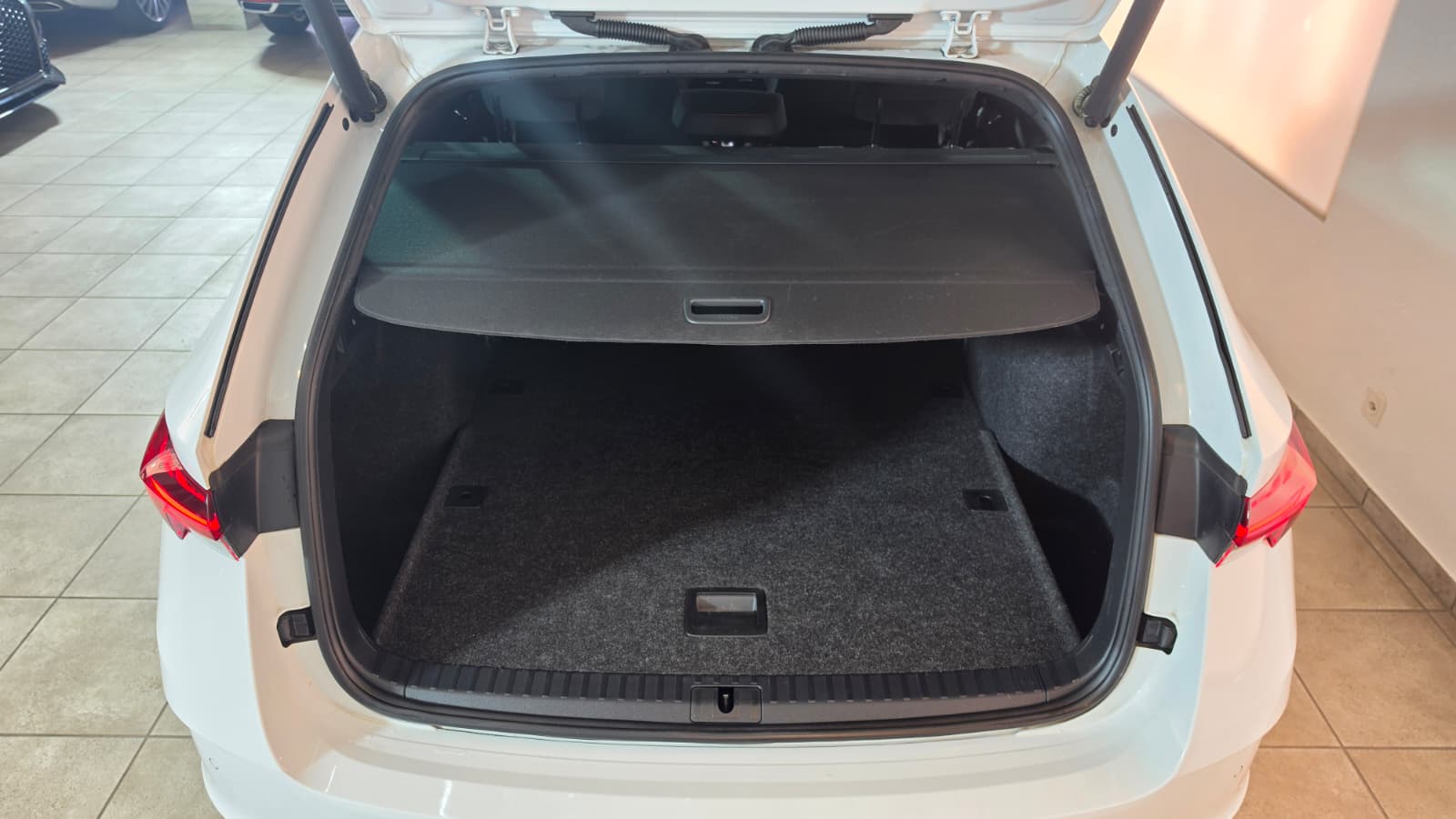 SKODA Octavia Combi 2.0 TSI DSG RS, Top Zustand, Schweizer Fahrzeug, Frisch ab MFK und Frisch ab Service, 8-FACH BEREIFT-image-14
