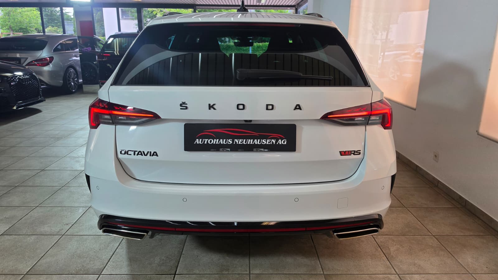 SKODA Octavia Combi 2.0 TSI DSG RS, Top Zustand, Schweizer Fahrzeug, Frisch ab MFK und Frisch ab Service, 8-FACH BEREIFT-image-15