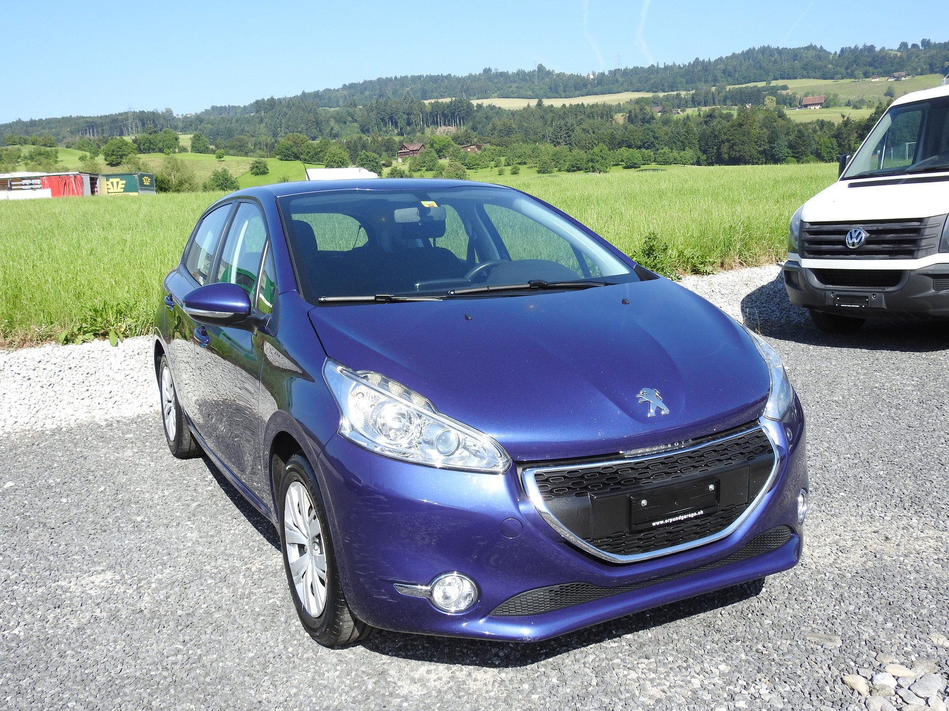 PEUGEOT 208 1.2 VTI Active-image-7