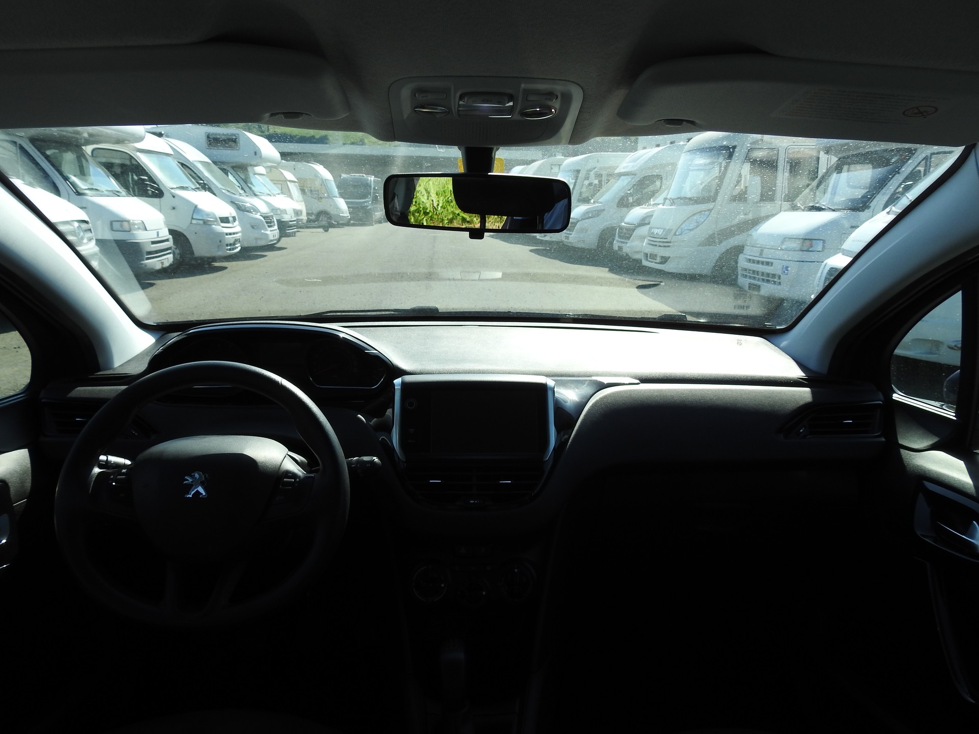 PEUGEOT 208 1.2 VTI Active-image-15