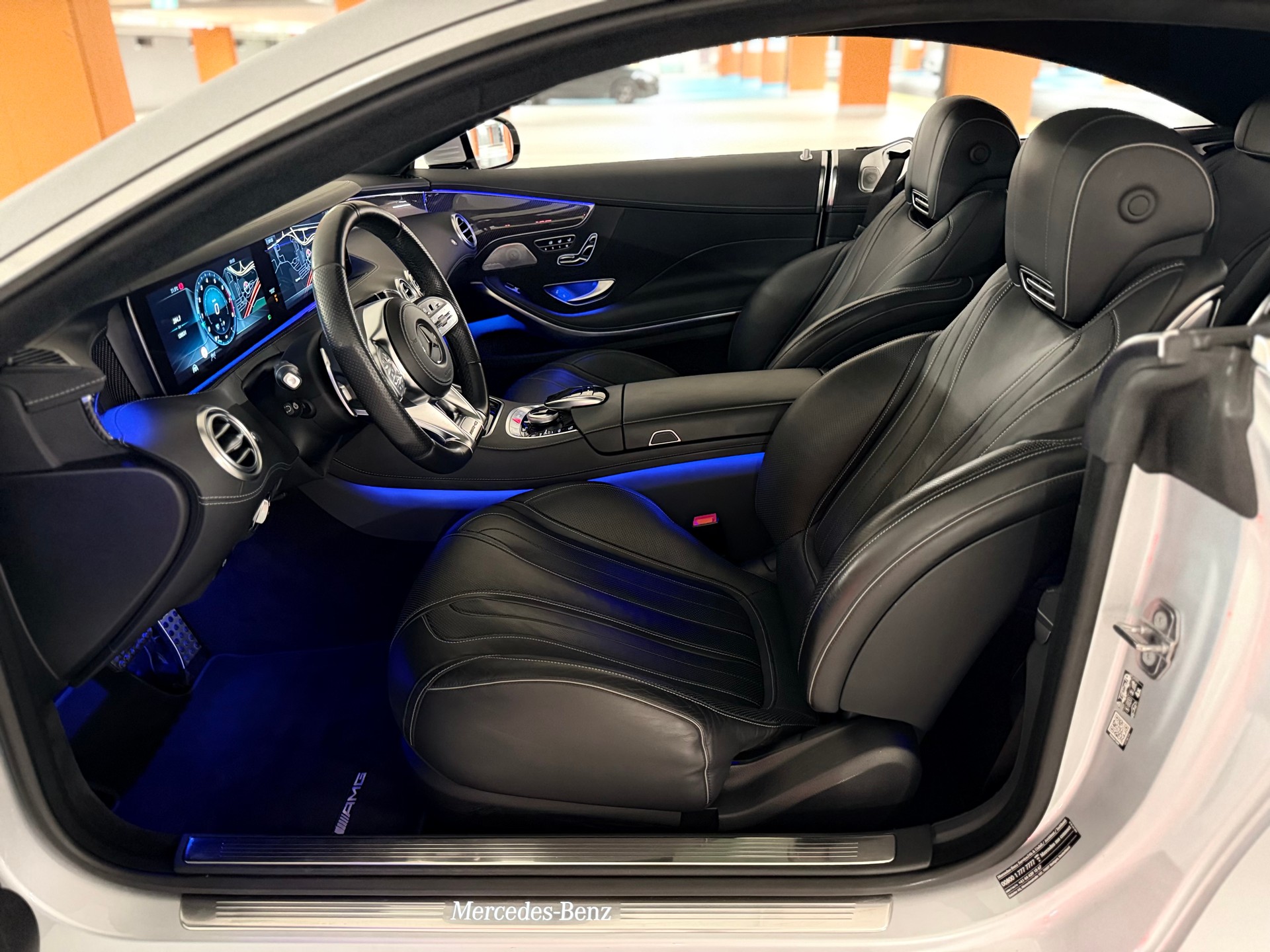 MERCEDES-BENZ S 560 Coupé 4Matic 9G-Tronic-image-10