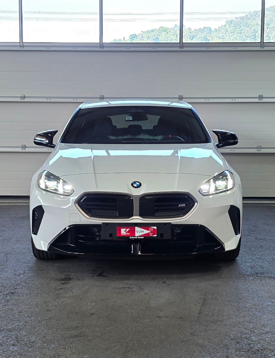 BMW M135 xDrive *Harman/Kardon*Sitzheizung*Rückfahrkamera*CarPlay&AndroidAuto*-image-7
