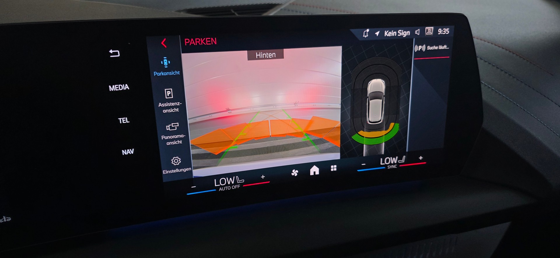 BMW M135 xDrive *Harman/Kardon*Sitzheizung*Rückfahrkamera*CarPlay&AndroidAuto*-image-22