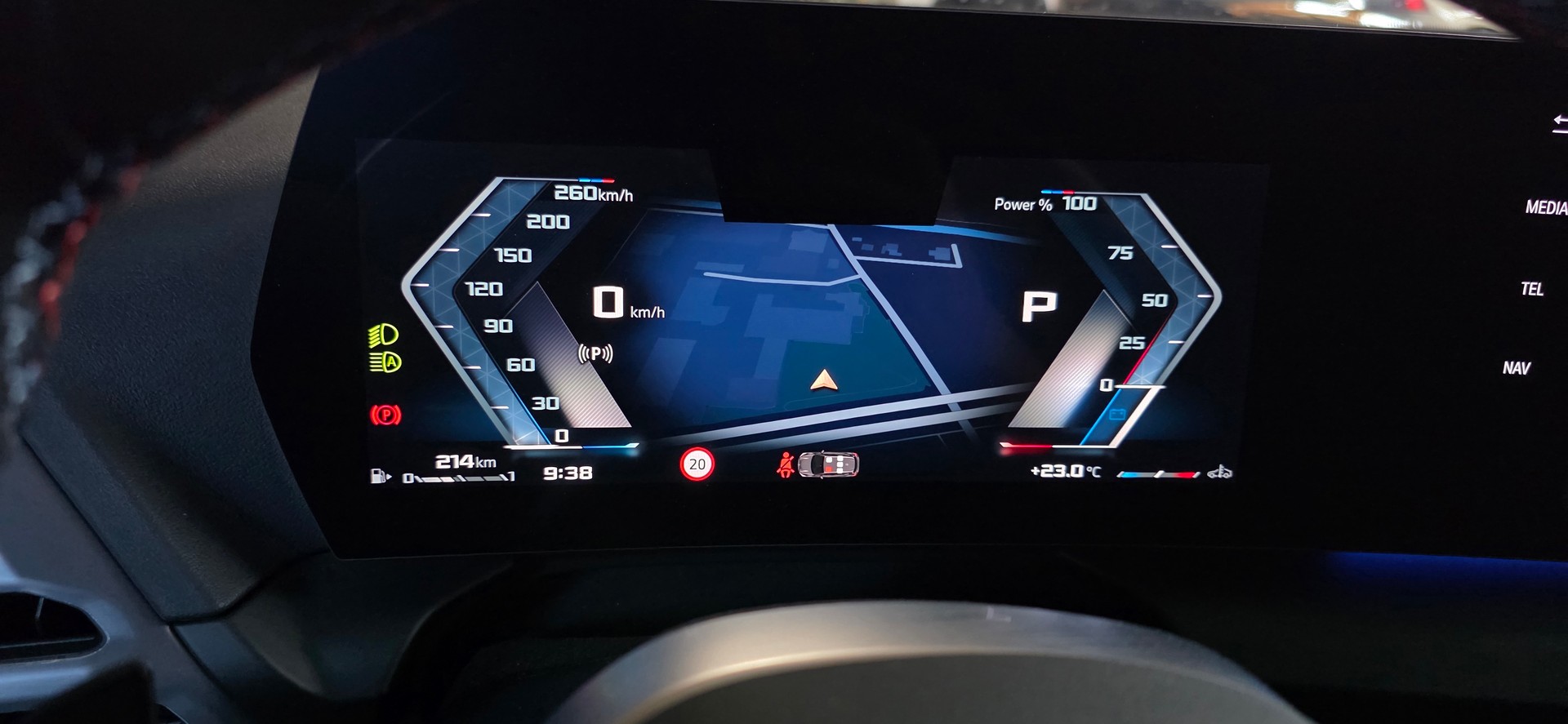 BMW M135 xDrive *Harman/Kardon*Sitzheizung*Rückfahrkamera*CarPlay&AndroidAuto*-image-13