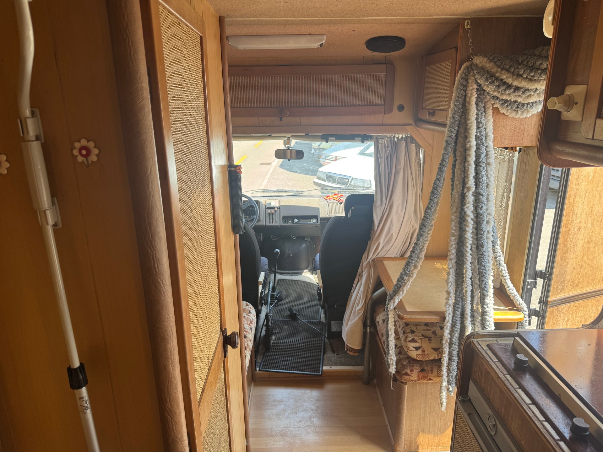 RENAULT TRAFIC-image-7
