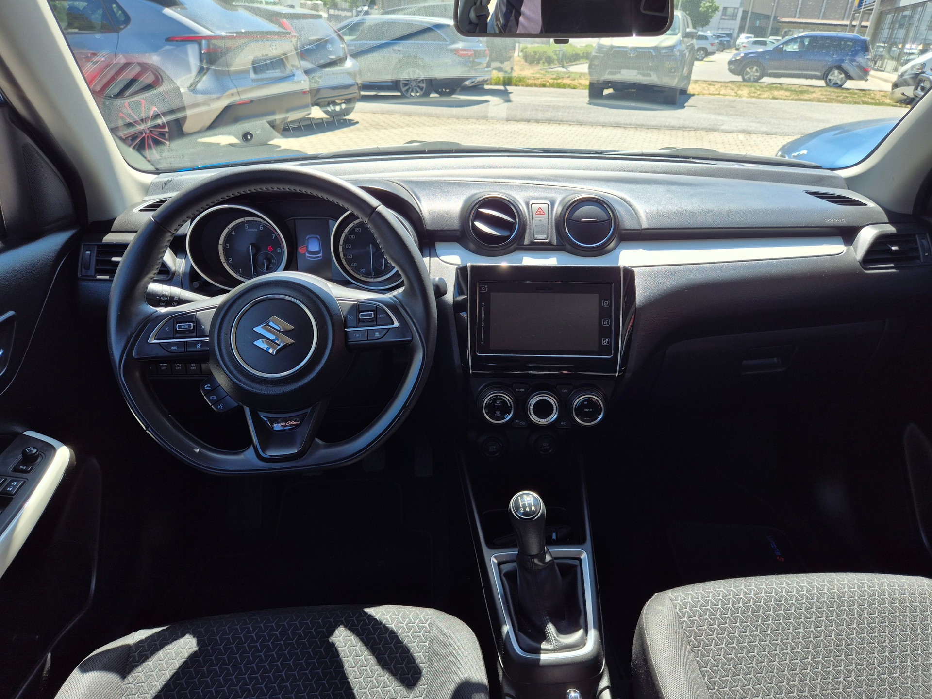 SUZUKI Swift 1.2i 16V SHVS Sergio Cellano Top Hybrid 4x4-image-4