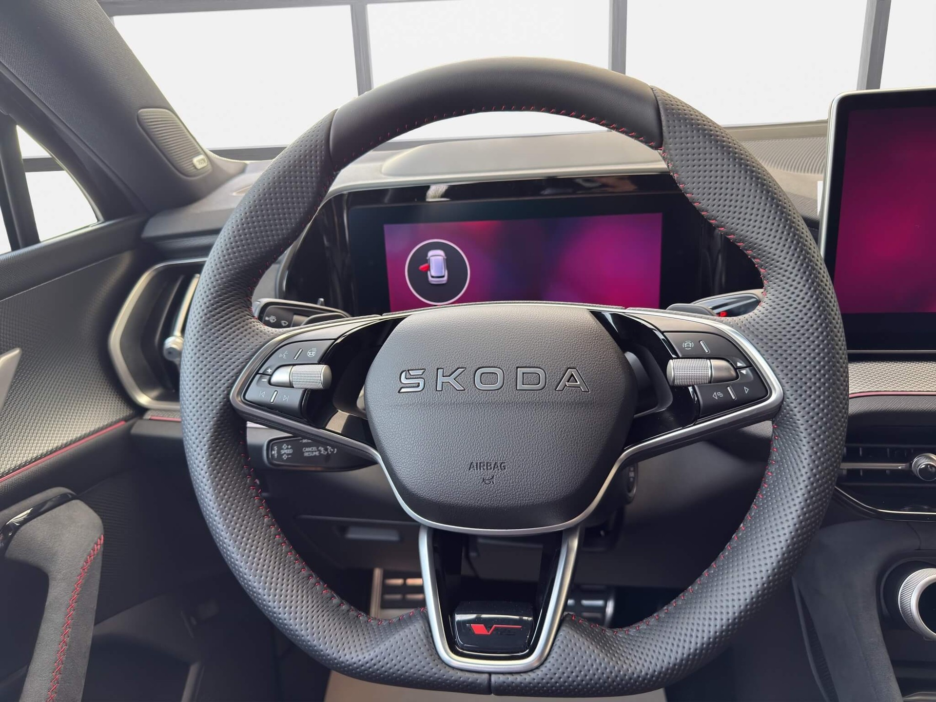 SKODA Kodiaq 2.0 TSI RS 4x4-image-8