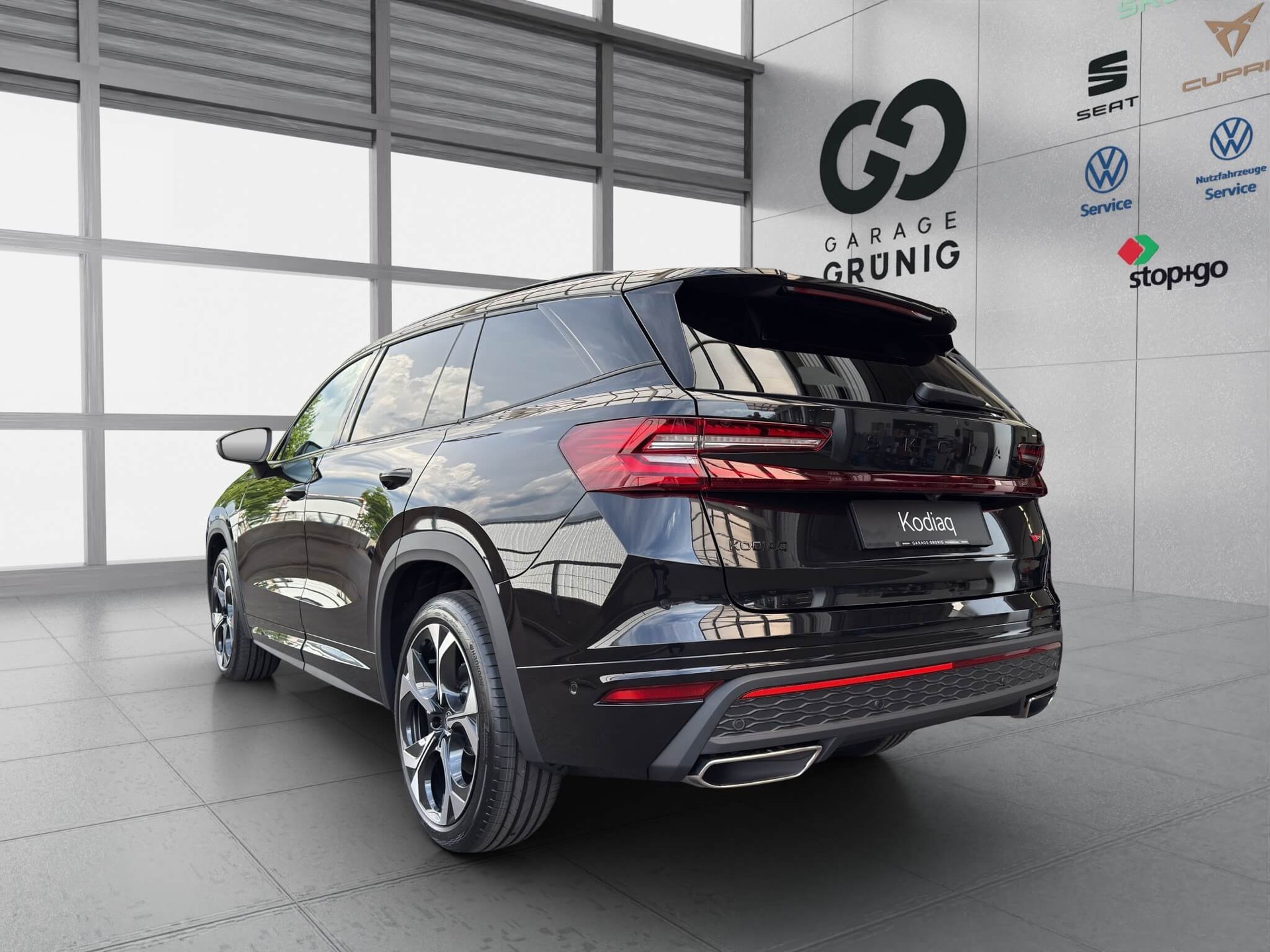 SKODA Kodiaq 2.0 TSI RS 4x4-showroom-element-3
