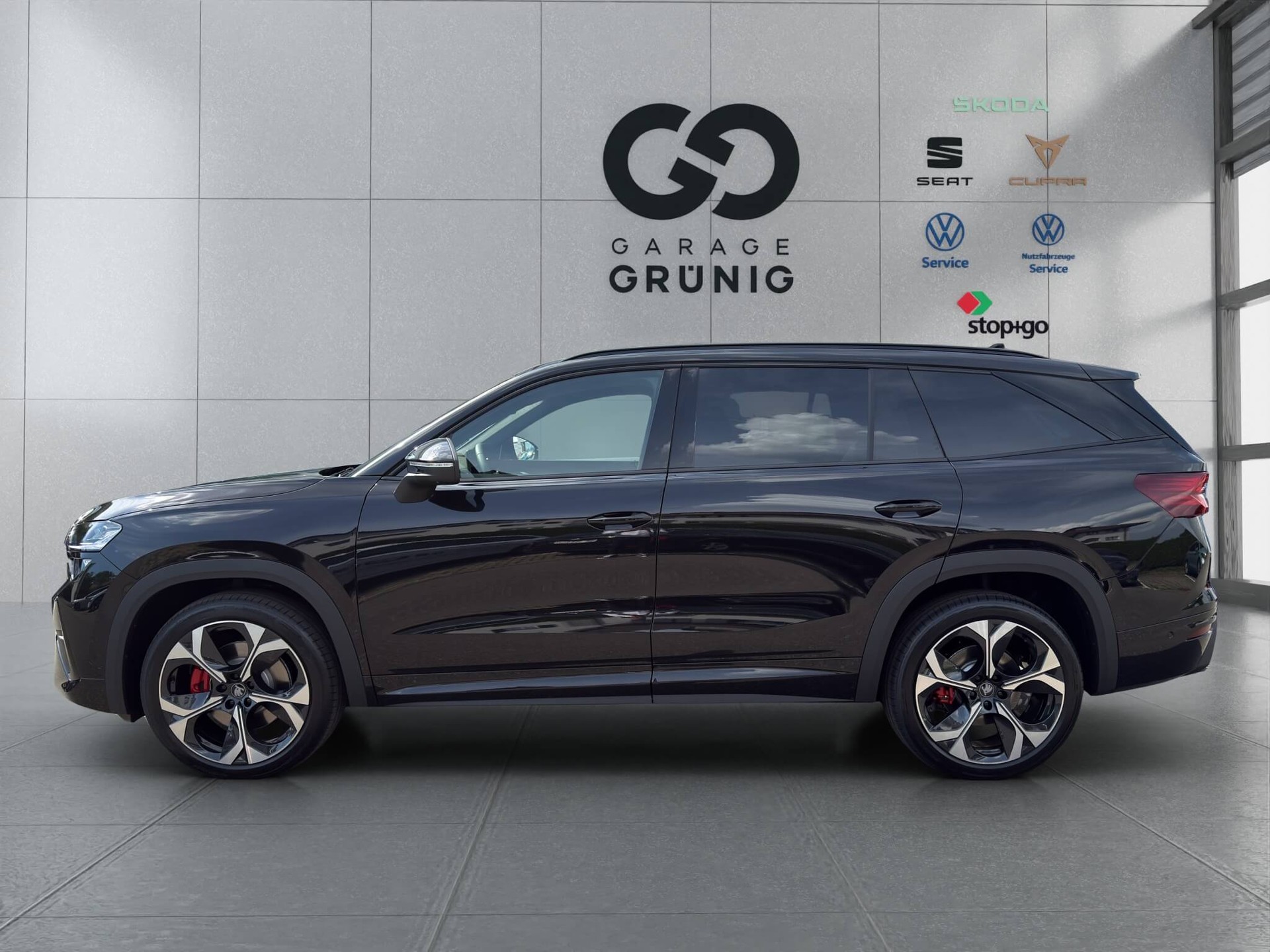 SKODA Kodiaq 2.0 TSI RS 4x4-showroom-element-2
